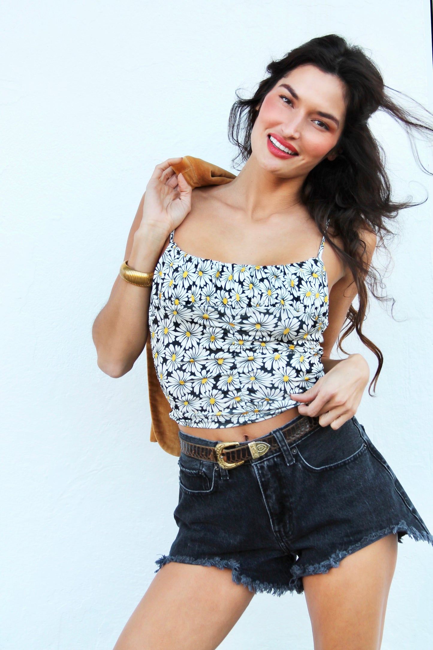 LAZY DAISY ruched + smocked cami top, small