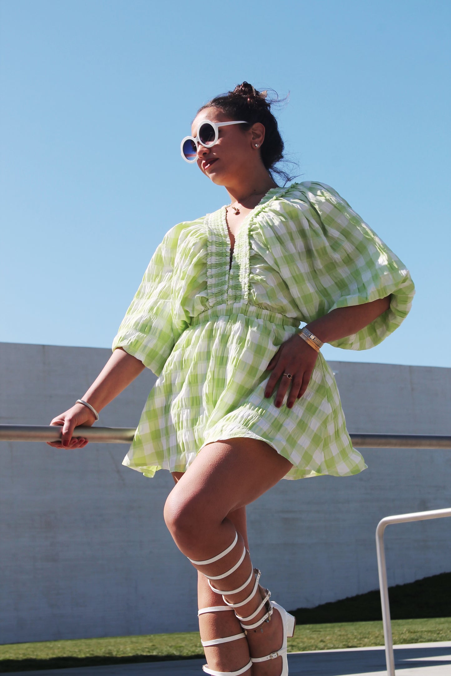 MAGIC SUMMER gingham puff sleeve romper, small/medium