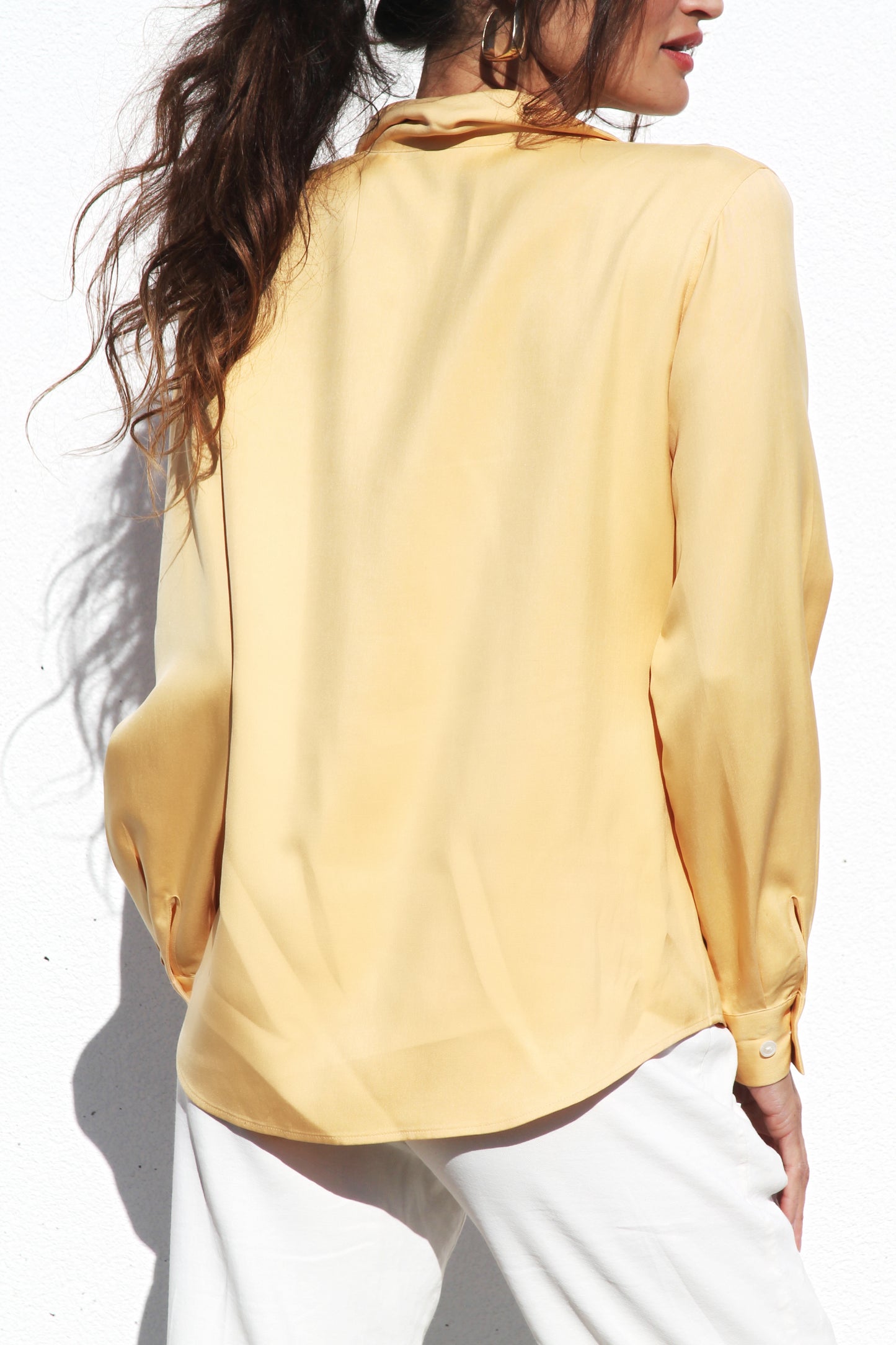 ADULTING silk button down, size 6 *100% SILK*