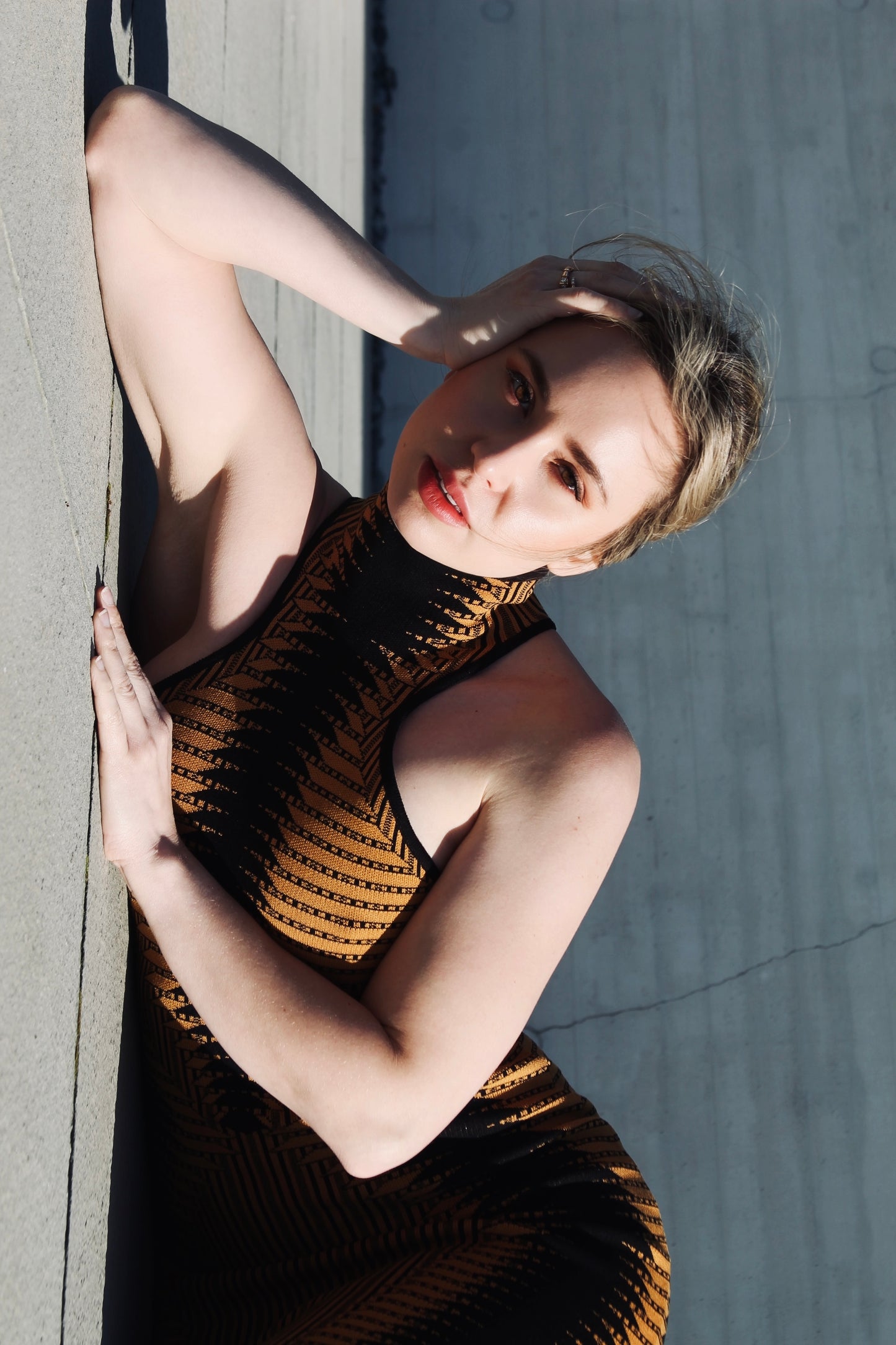 ROYAL BLOOD bodycon curve accentuating maxi dress, medium *FOXY FAVE* >> amber + black