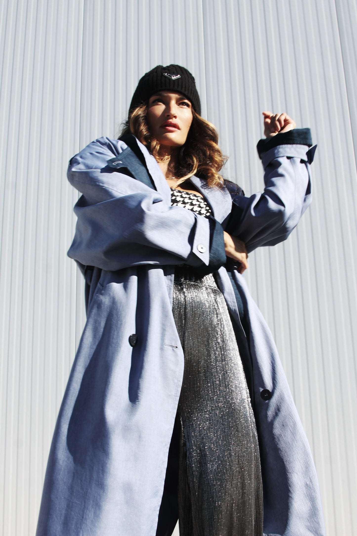 TRENCH KISS super light weight trench coat, size 20 *TRUE VINTAGE* Gallery Woman >> steel blue