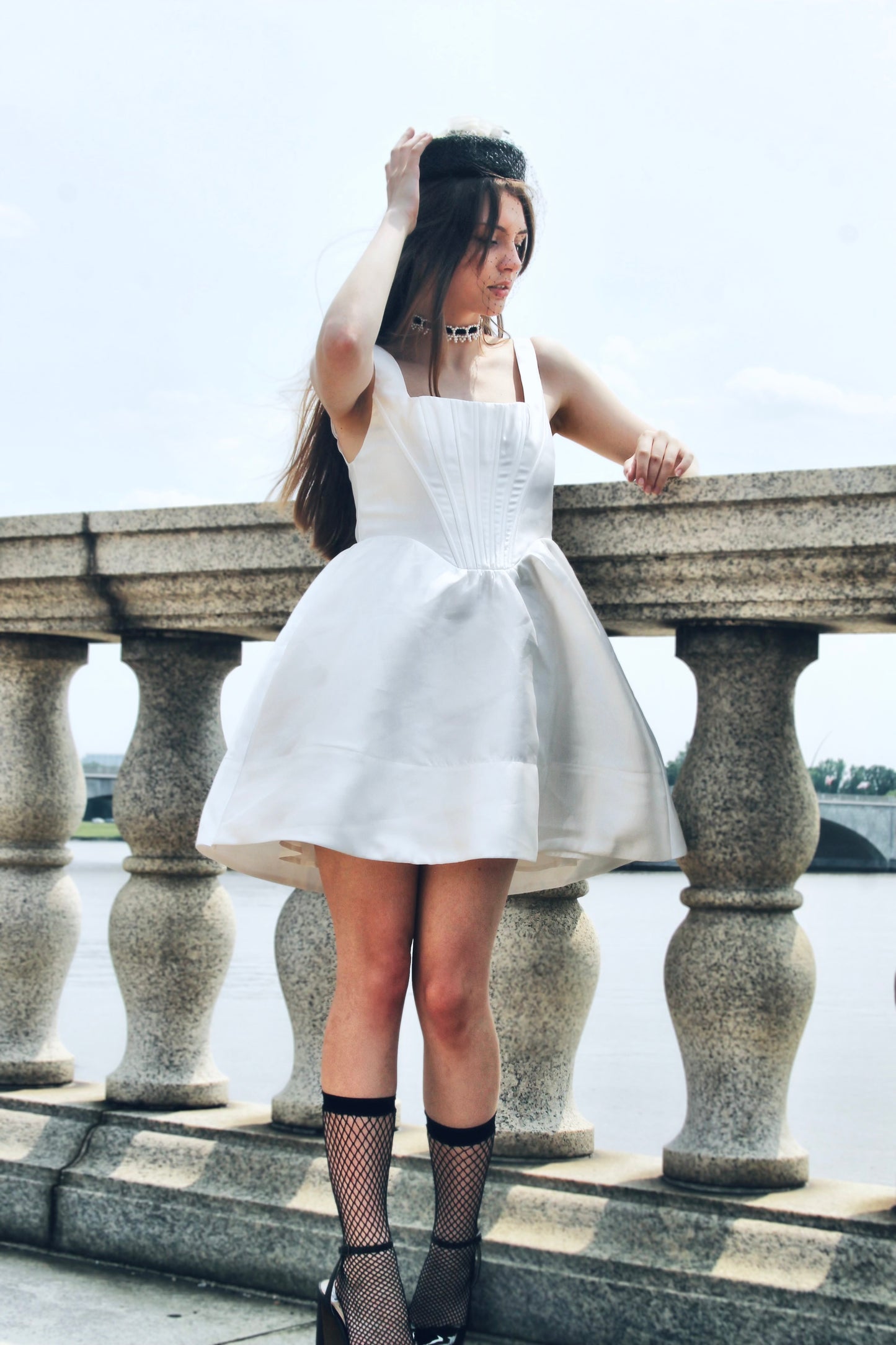 THE CROWN corset mini dress, small *FOXY FAVE* >> white as snow