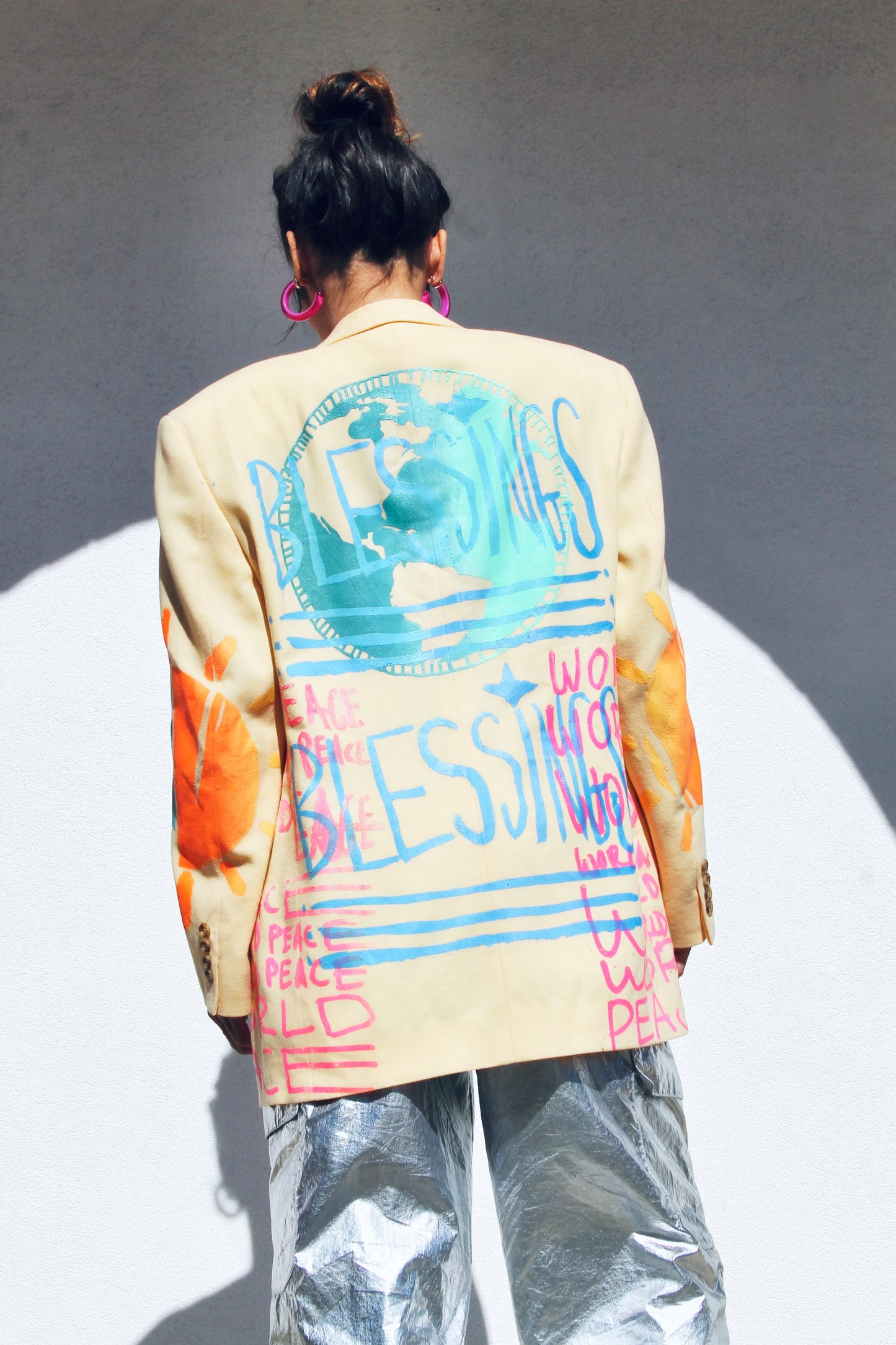 WORLD PEACE painted blazer *VINTAGE + HAND PAINTED + MADE IN THE USA* >> butter yellow + multi-colored graphics
