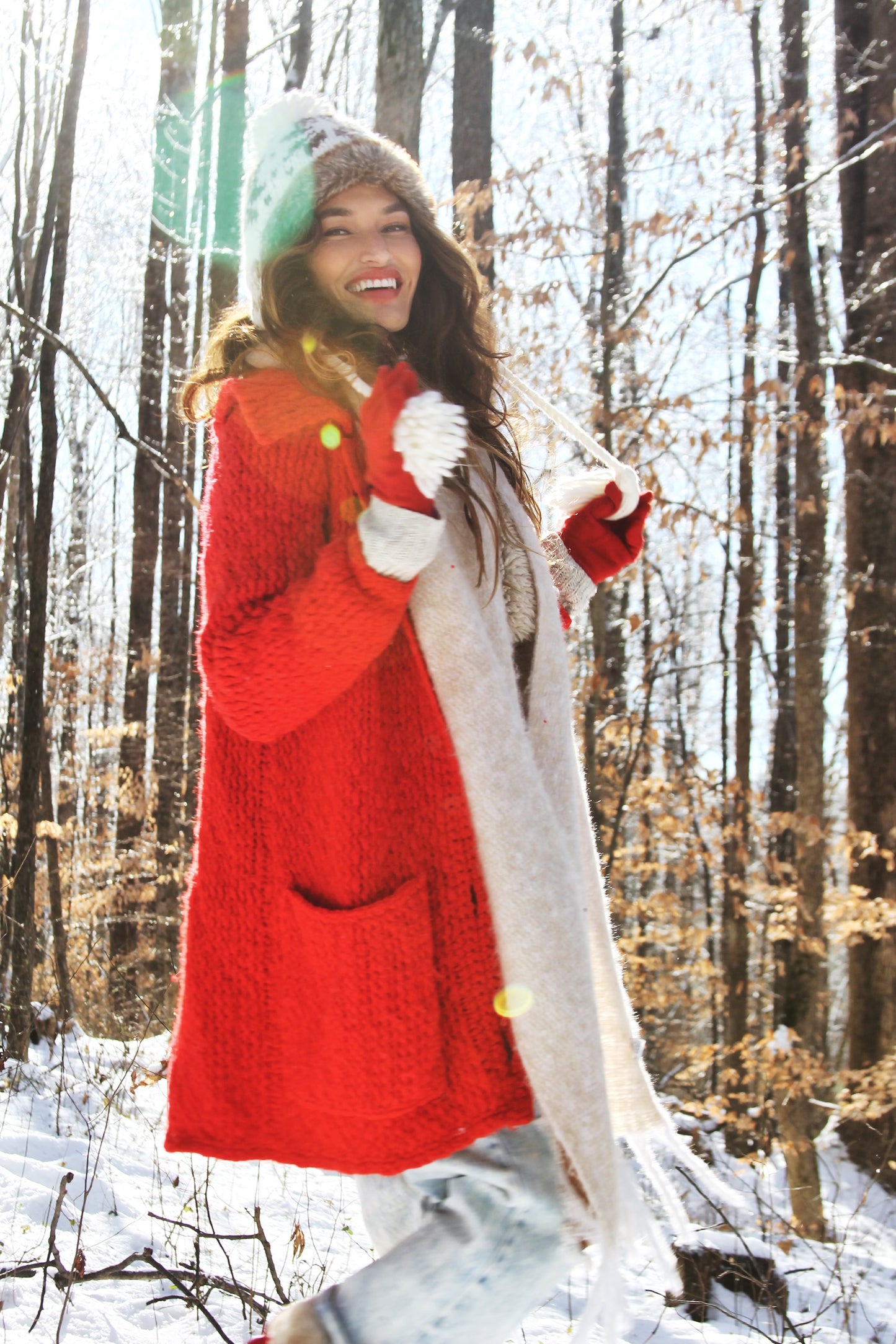 SNOW DAY chunky cable knit jacket *TRUE VINTAGE + FOXY FAVE* >> candy apple red