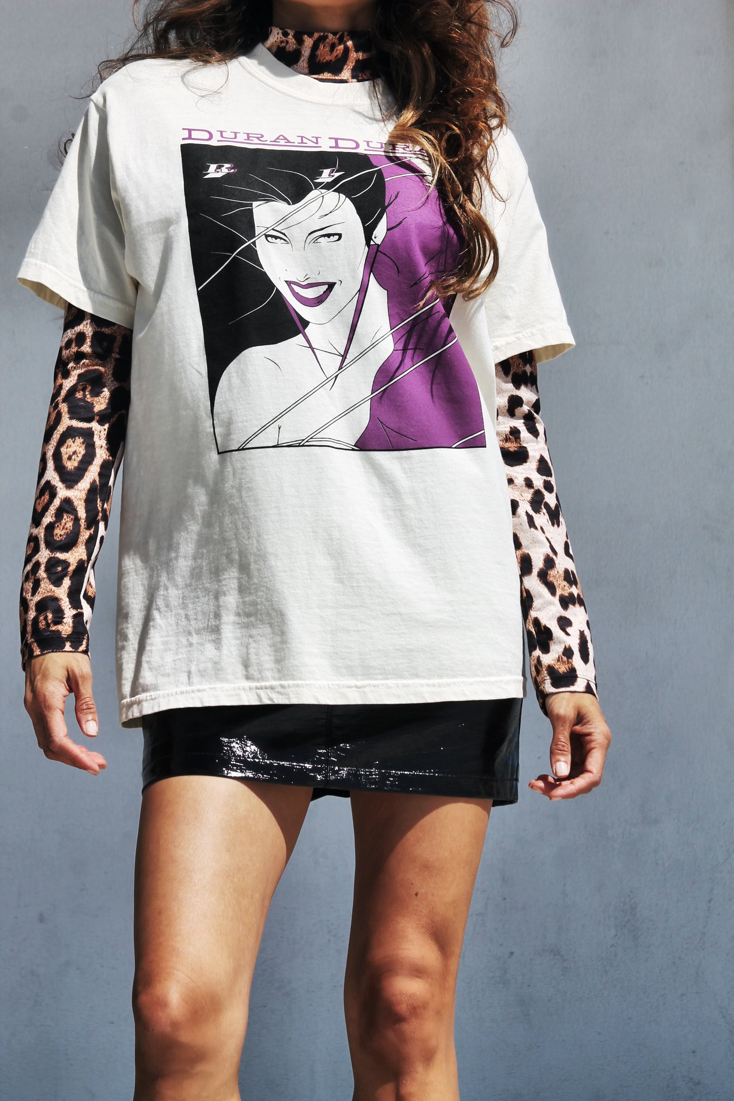 DURAN DURAN retro band graphic tee, medium >> cream + black + purple