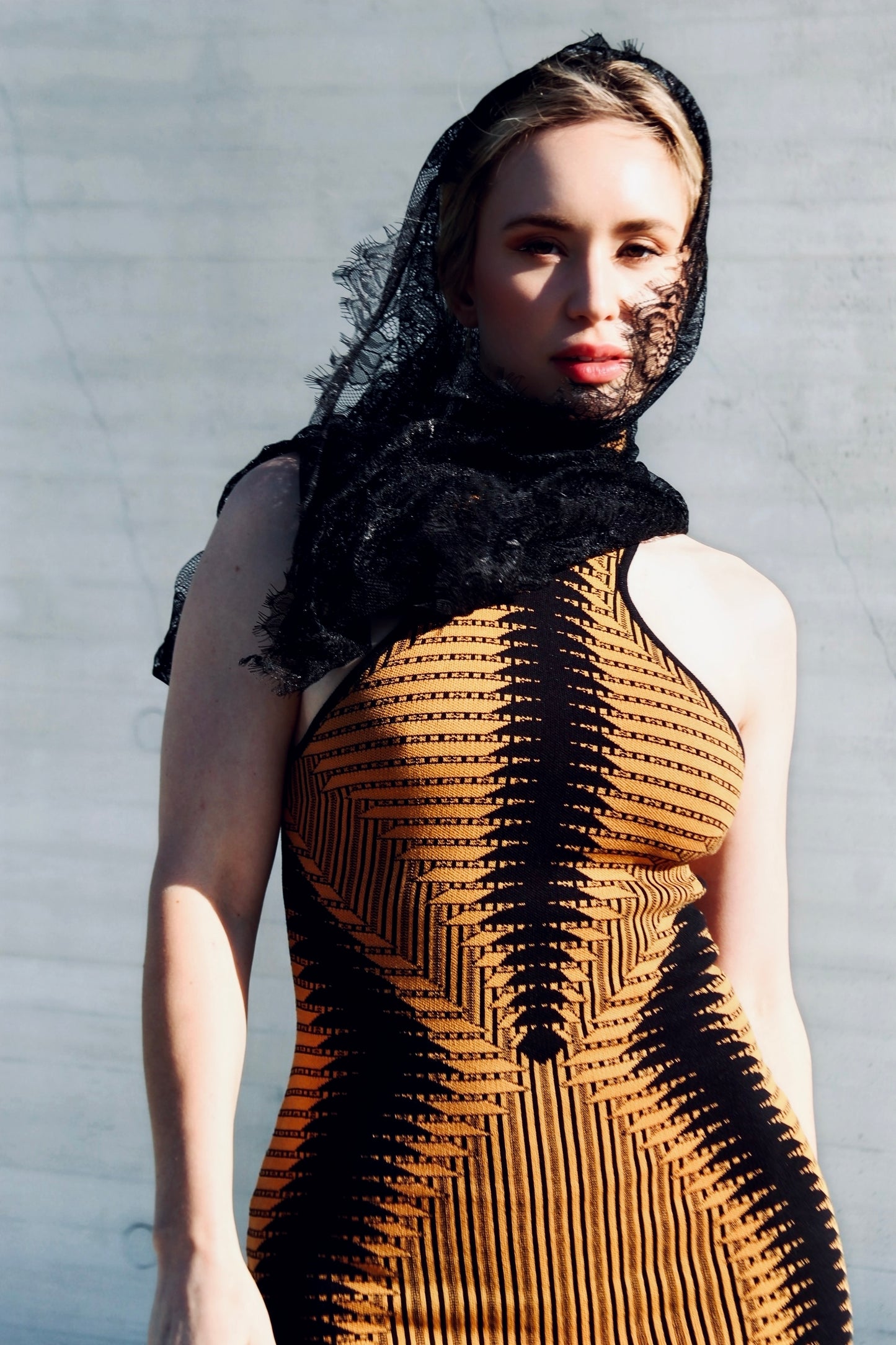 ROYAL BLOOD bodycon curve accentuating maxi dress, medium *FOXY FAVE* >> amber + black