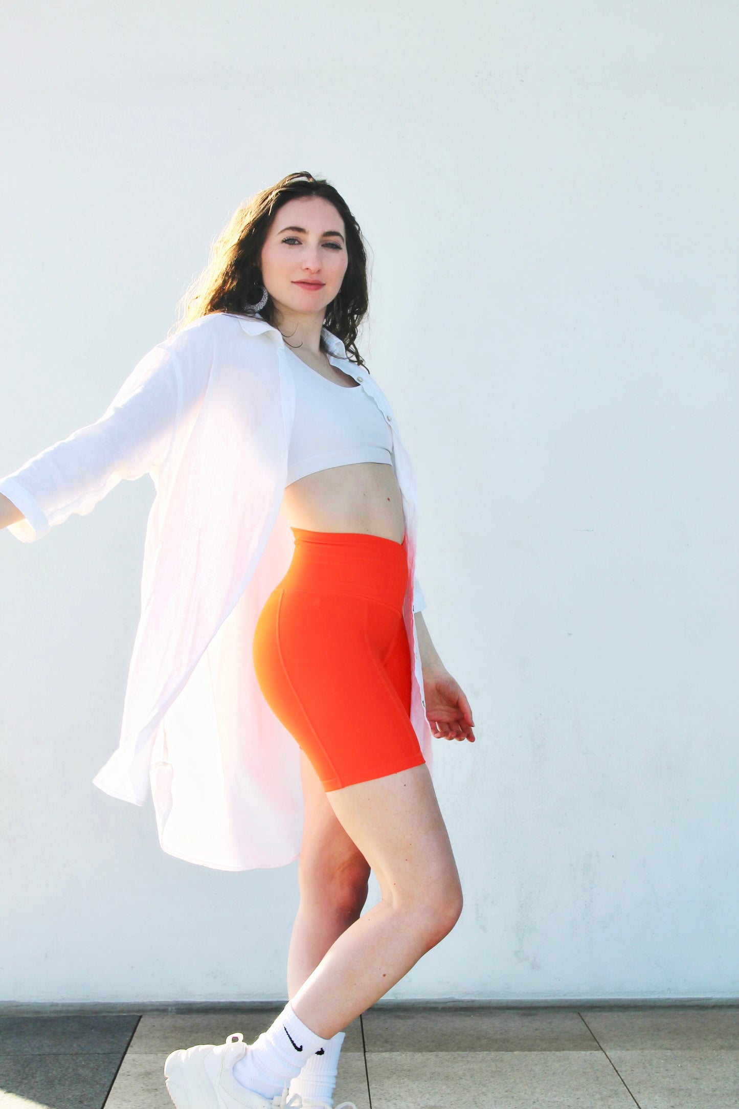 TRUTH BE TOLD linen button down, medium *TAHARI*