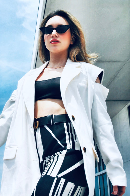 CREAM OF THE CROP shoulder cut out blazer, large >> cream