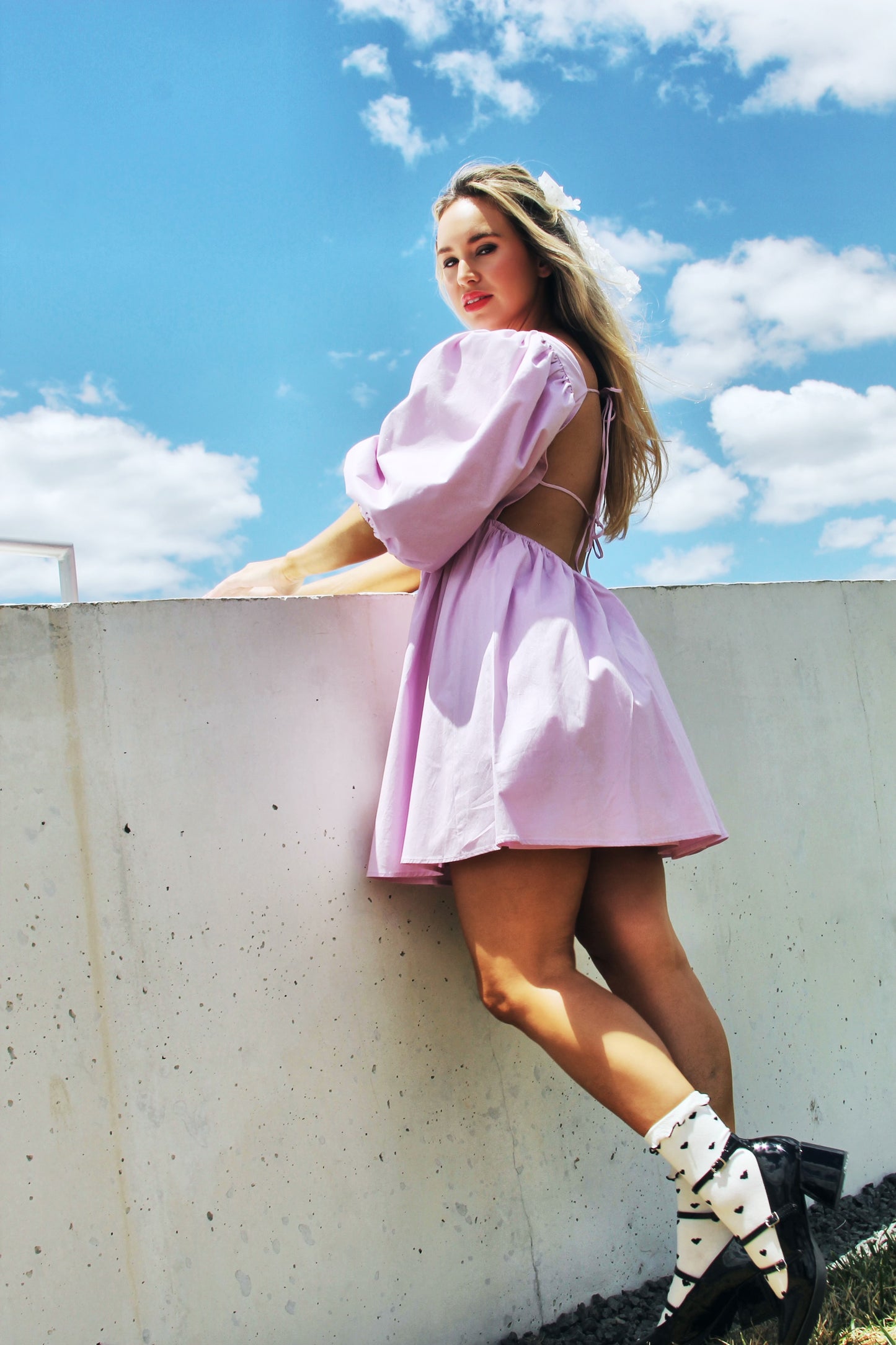 CLOUD 9 open-back babydoll mini dress, medium (fits like a large) >> electric lilac