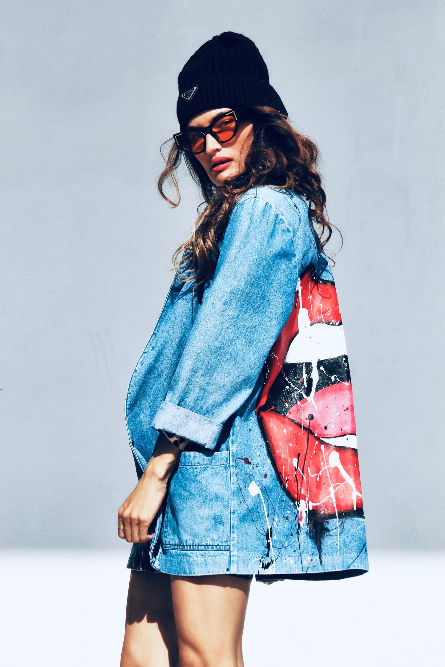 JUICY hand painted + bedazzled denim blazer, medium *FOXY FABLE ORIGINAL + VINTAGE >> medium wash