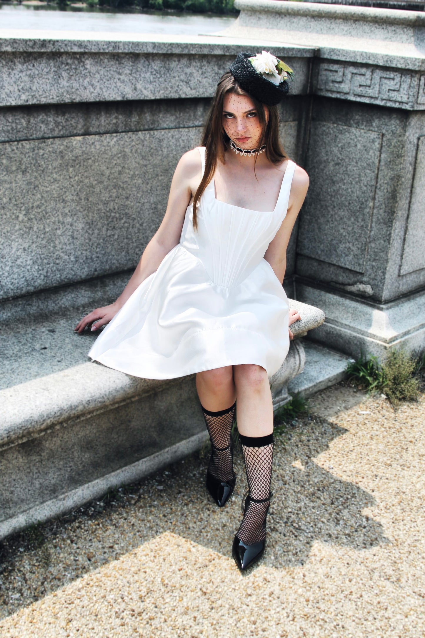 THE CROWN corset mini dress, small *FOXY FAVE* >> white as snow