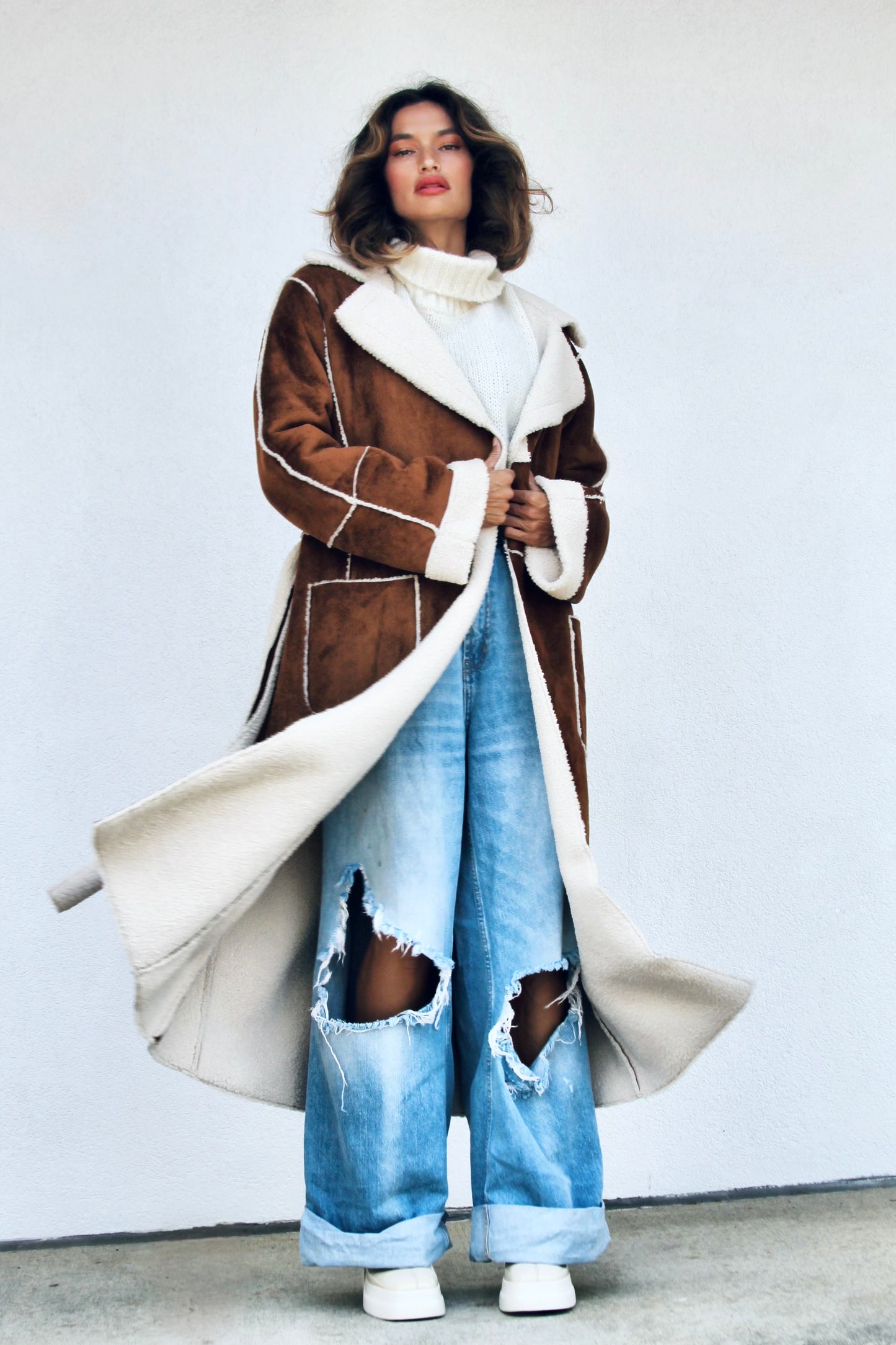 COZY MOMENTS faux suede sheepskin coat, large >> chestnut