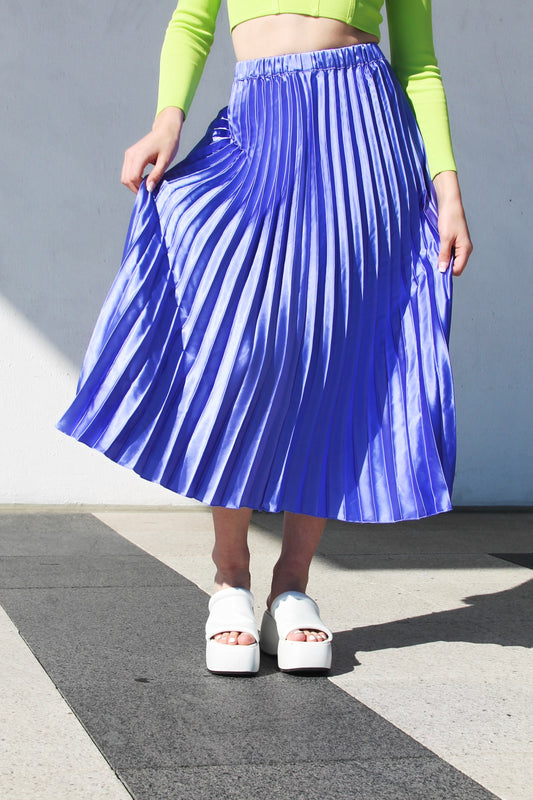 COLOR MY WORLD periwinkle plisse satin midi skirt, size 6 *ASOS*