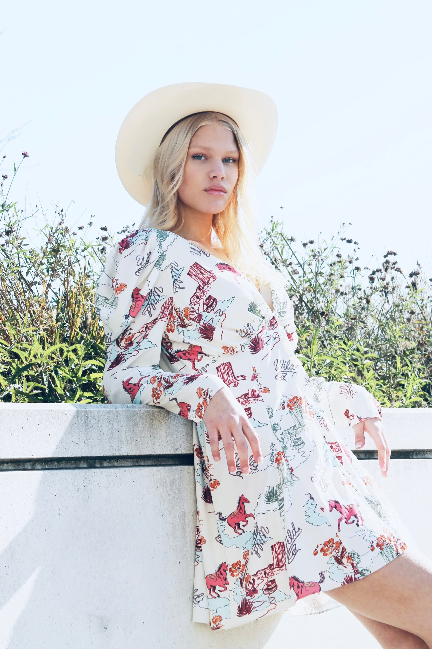 WILD AND FREE unique desert scene + puff sleeve dress, size 14 *ASOS + MADE IN ROMANIA*