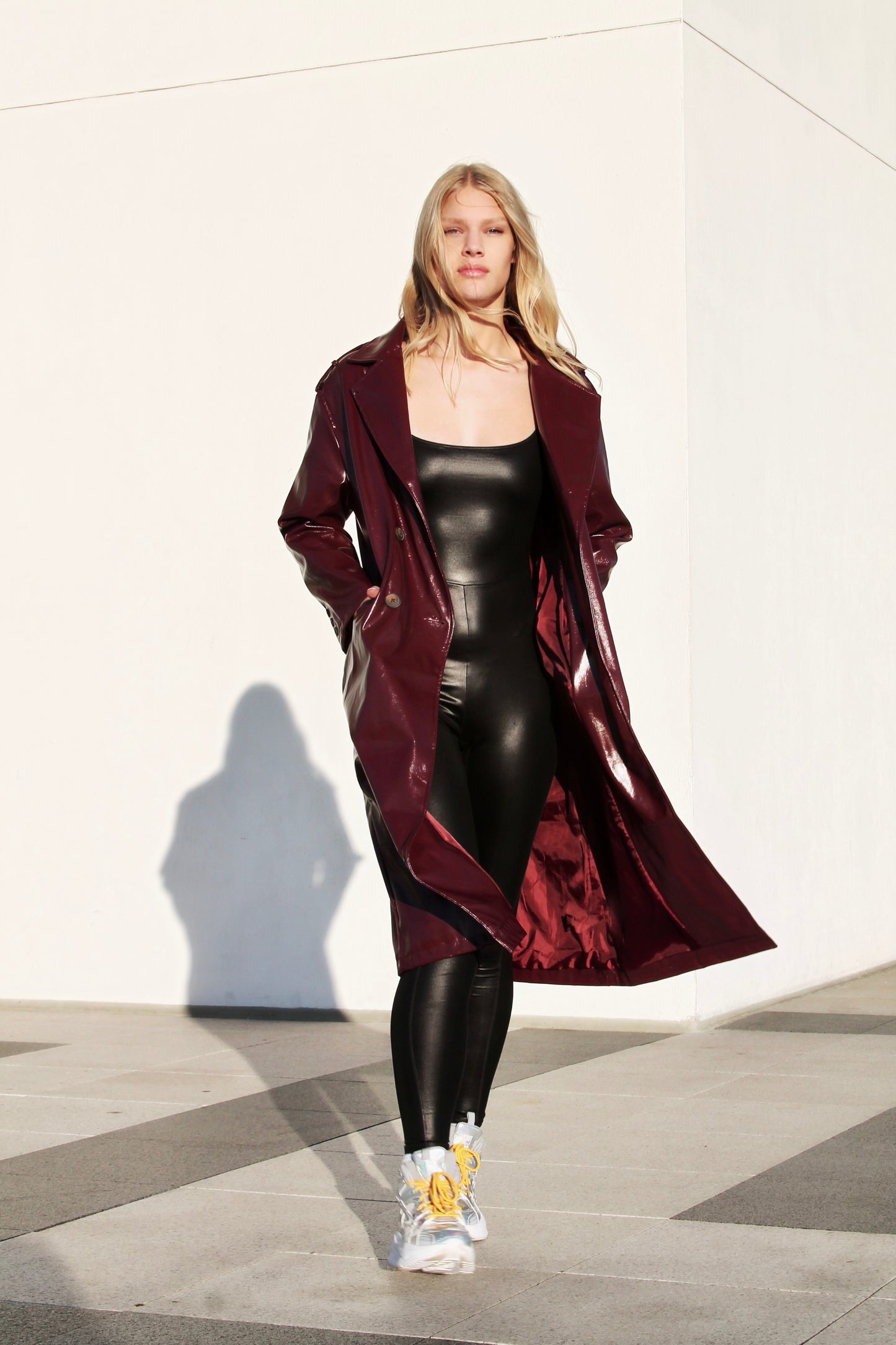 BOND GIRL patent leather trench coat in burgundy, medium