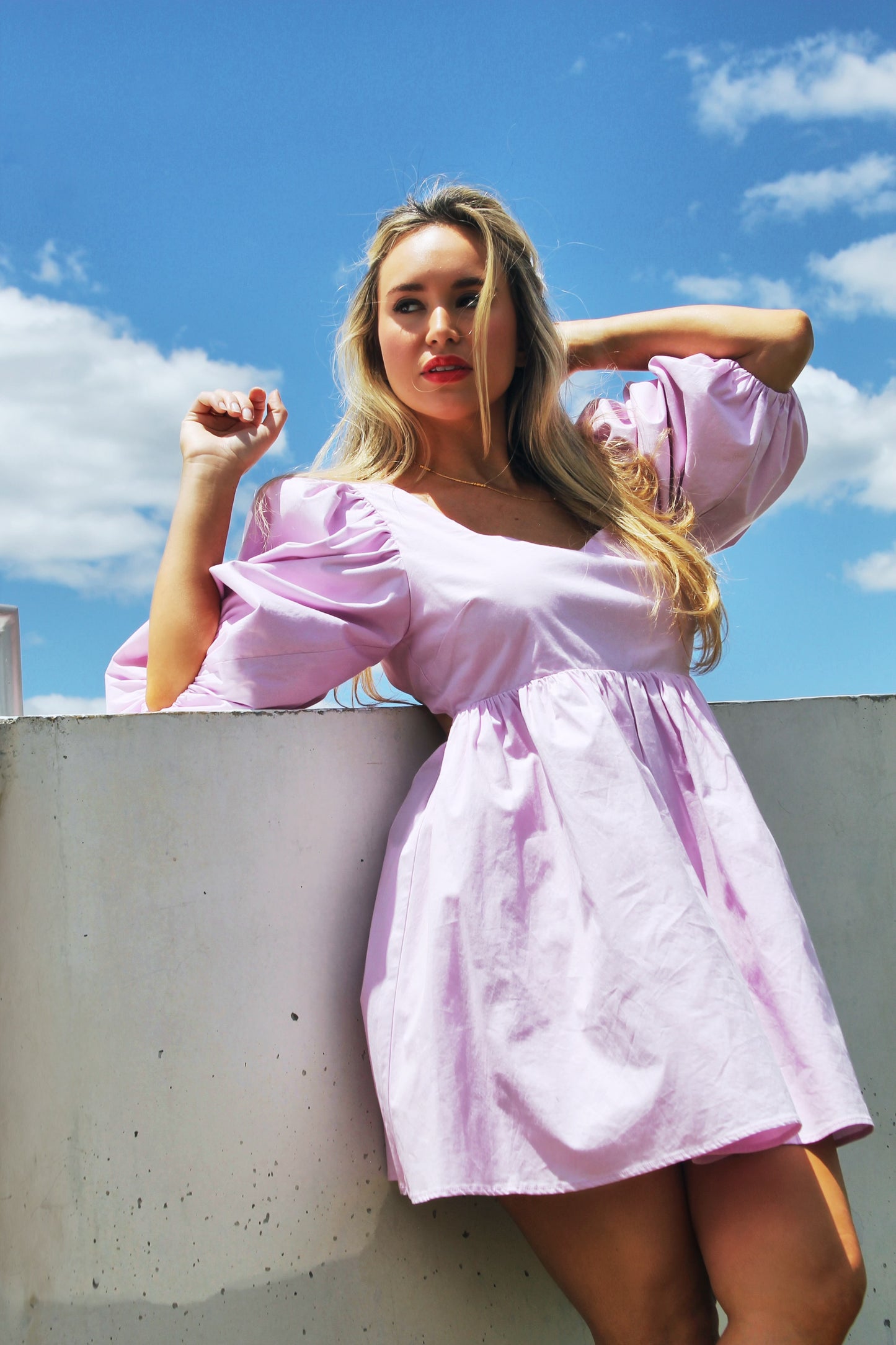 CLOUD 9 open-back babydoll mini dress, medium (fits like a large) >> electric lilac