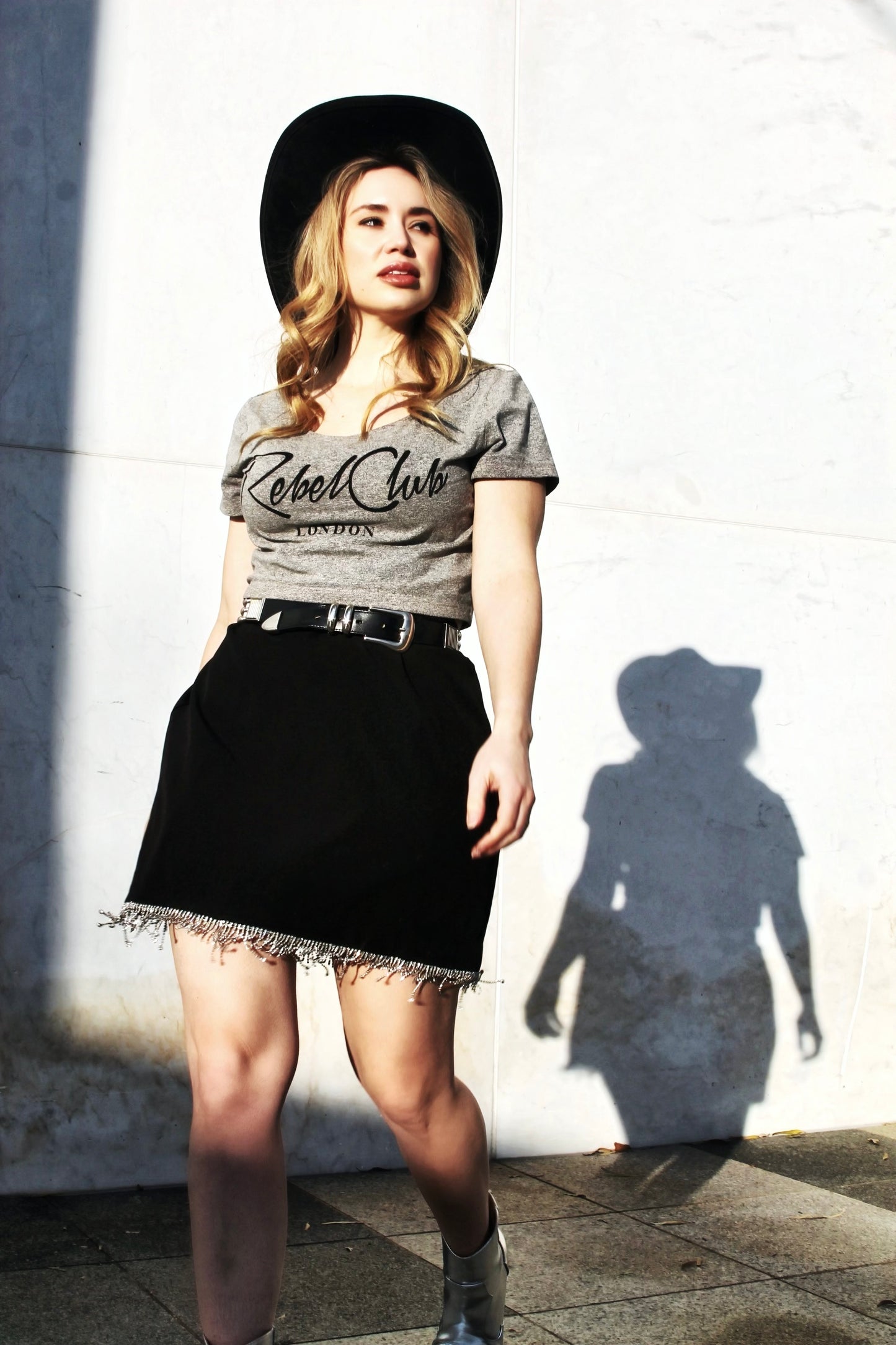 URBAN COWGIRL rhinestone fringe mini skirt, size 10, Rachel Zoe >> phantom black