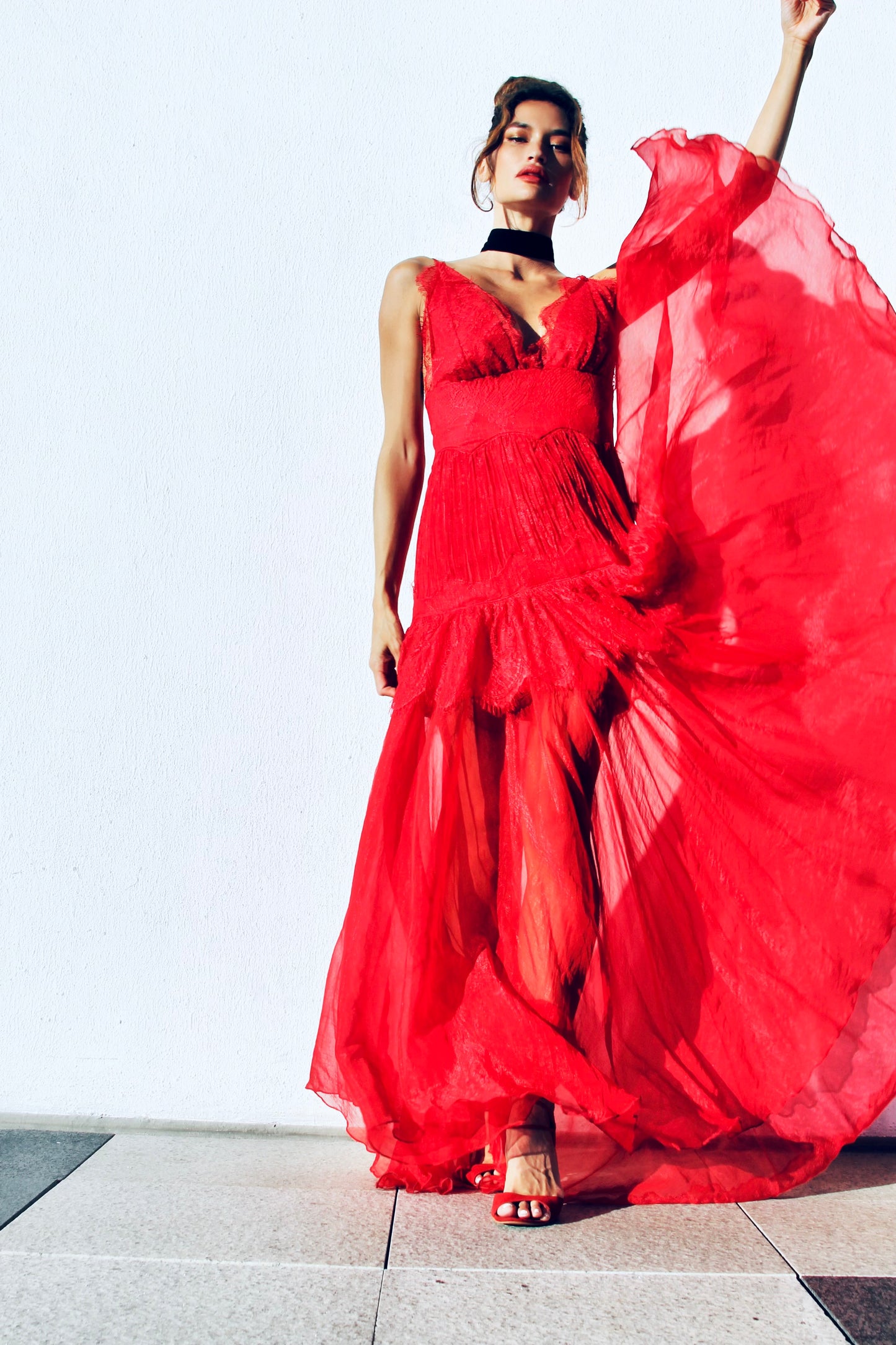 ROMEO & JULIET chiffon + lace ultra romantic maxi dress *FOXY FAVE* small (fits like a medium) Luxxel >> scarlet red