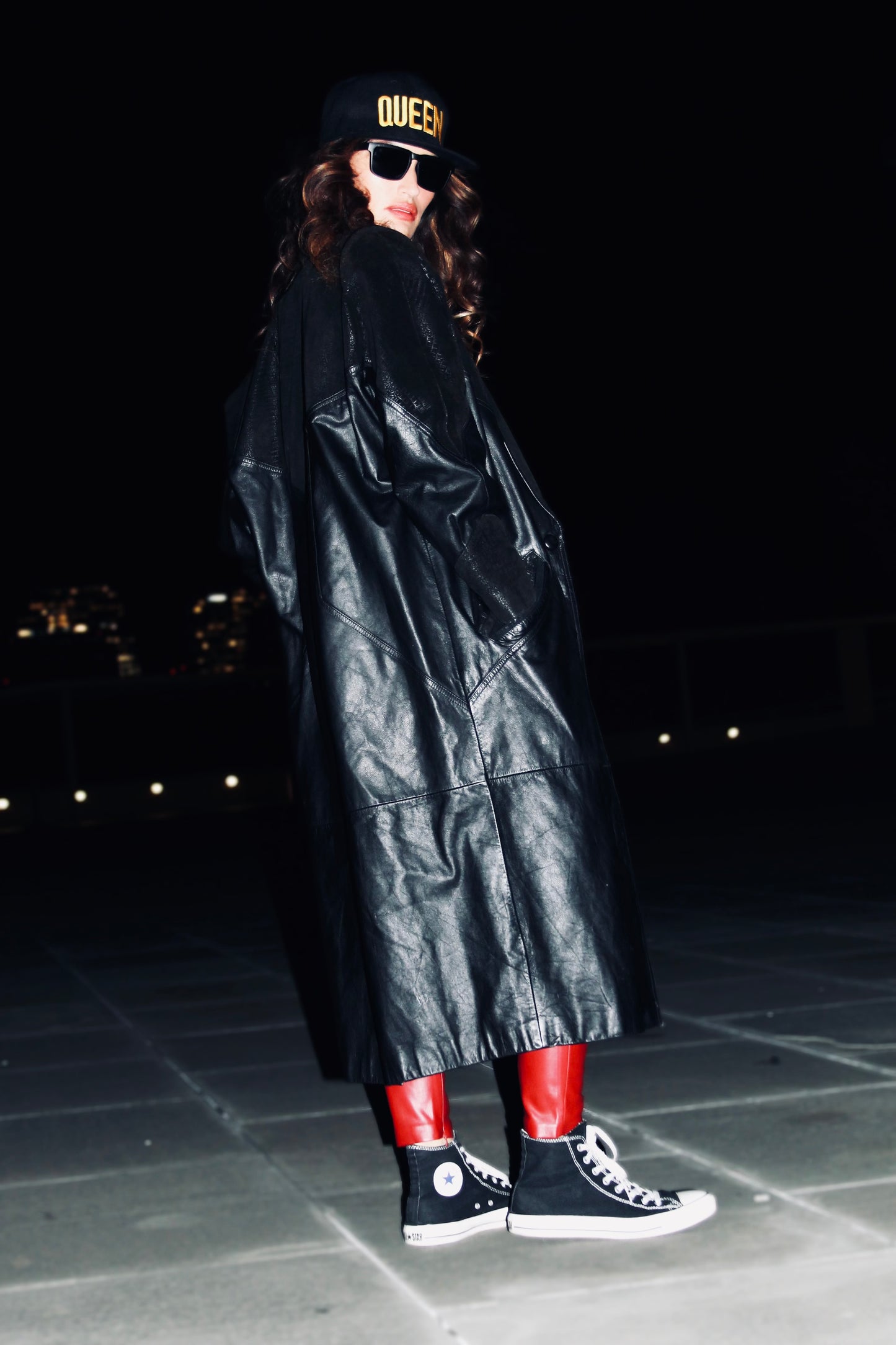 DC HUNNY leather trench coat, medium *TRUE VINTAGE + 100% GENUINE LEATHER* >> phantom black