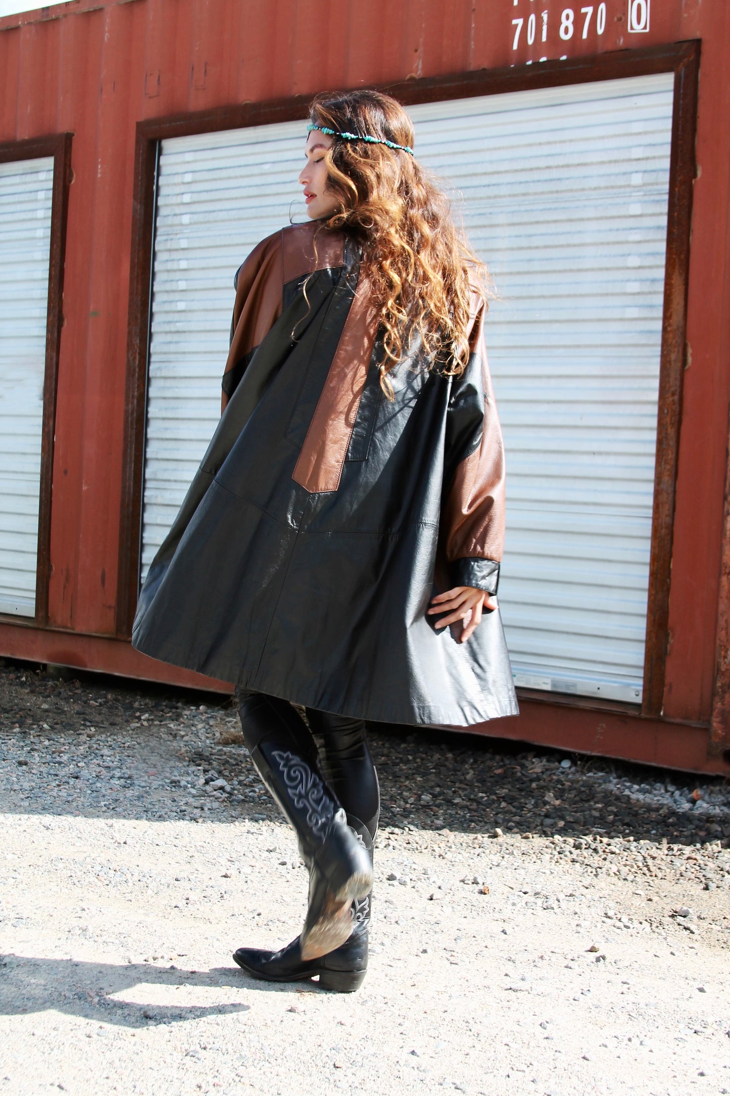 FIERCE oversized two toned leather jacket, size XL *VINTAGE • GENUINE LEATHER*