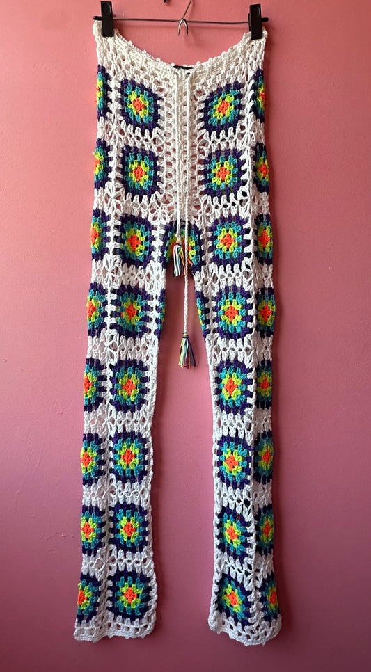 END OF THE RAINBOW crochet pants, small
