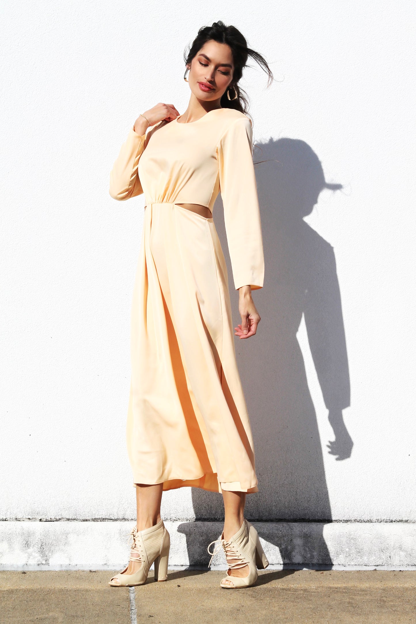 PRETTY WOMAN midi dress with playful cut outs, size 6