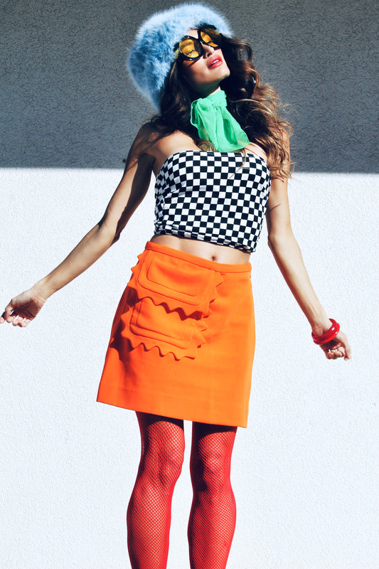 READ MY HIPS retro mini skirt, medium *Victoria Beckham* >> bright orange