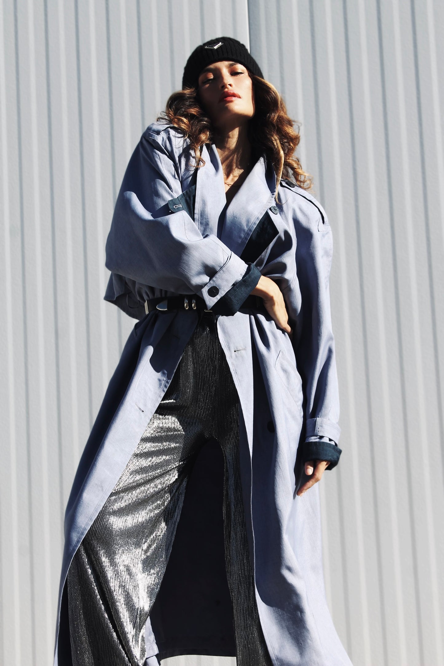 TRENCH KISS super light weight trench coat, size 20 *TRUE VINTAGE* Gallery Woman >> steel blue