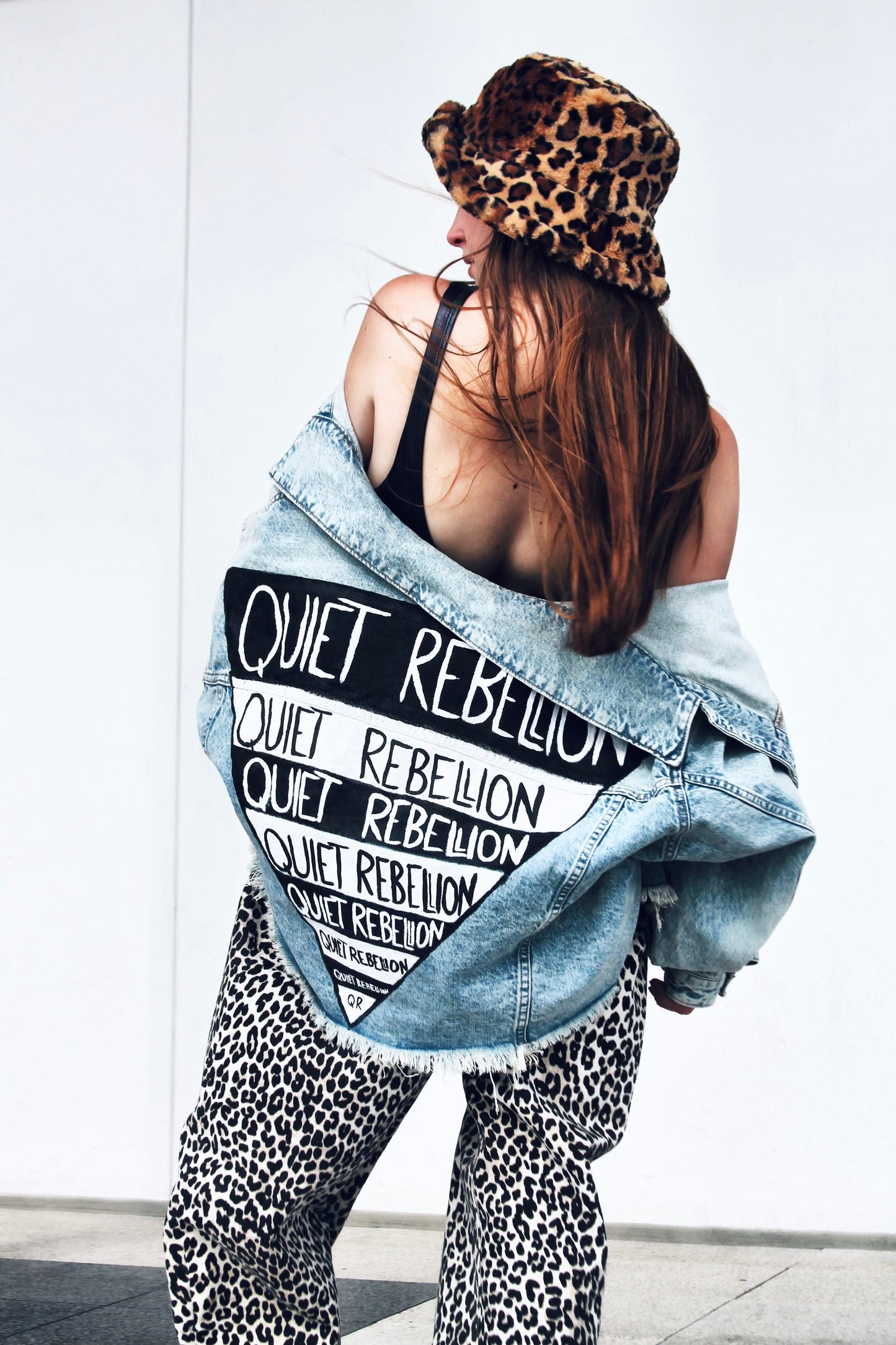 QUIET REBELLION hand painted denim jacket *FOXY FABLE ORIGINAL* XL >> light wash