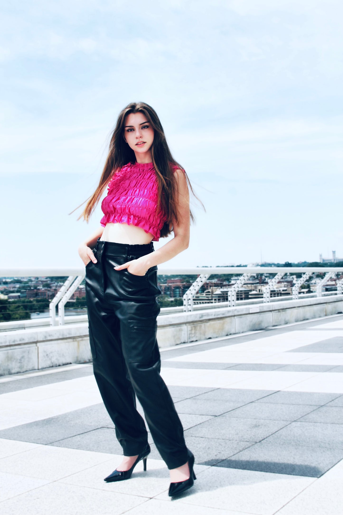 MEGAWATT HOTT ruched crop top, size small >> hot pink