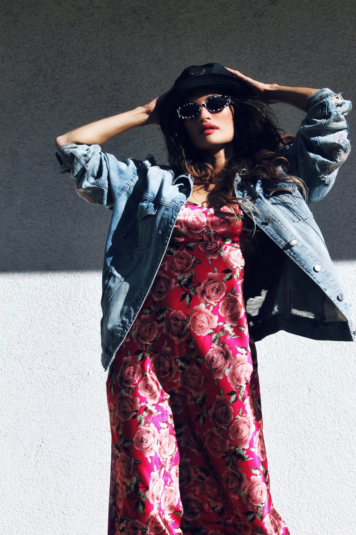 GIRLS RULE BOYZ DROOL hand painted distressed denim jacket, small *FOXY FABLE ORIGINAL + FOXY FAVE* >> light wash + floral