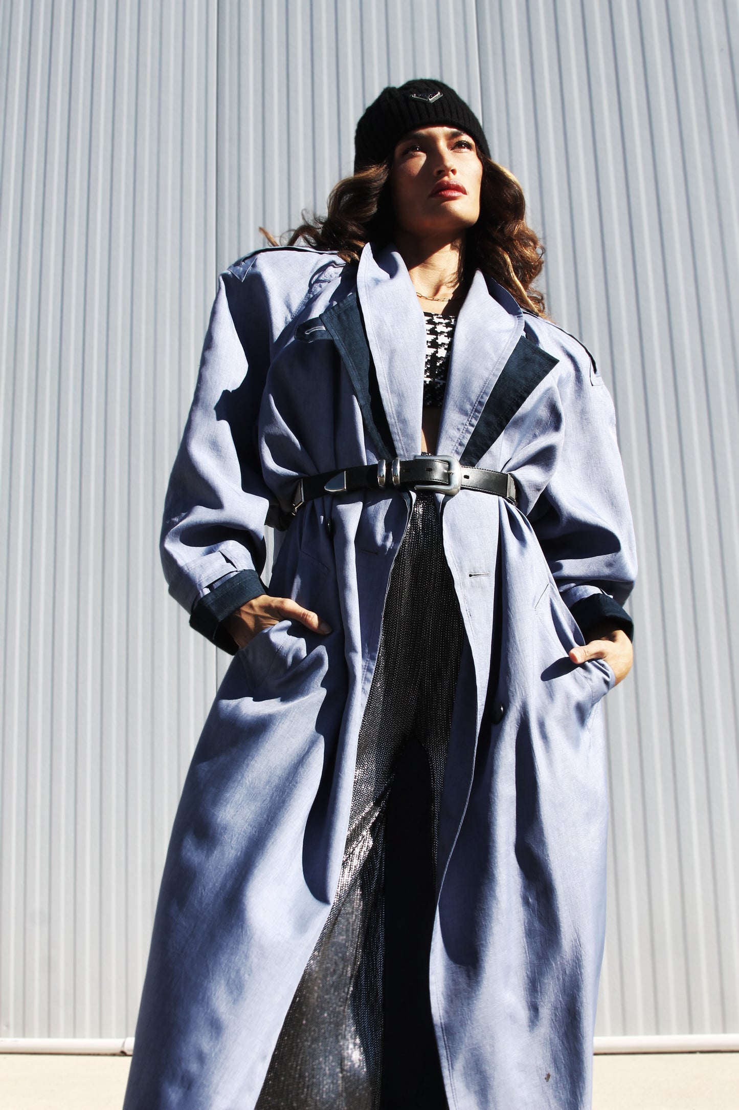 TRENCH KISS super light weight trench coat, size 20 *TRUE VINTAGE* Gallery Woman >> steel blue