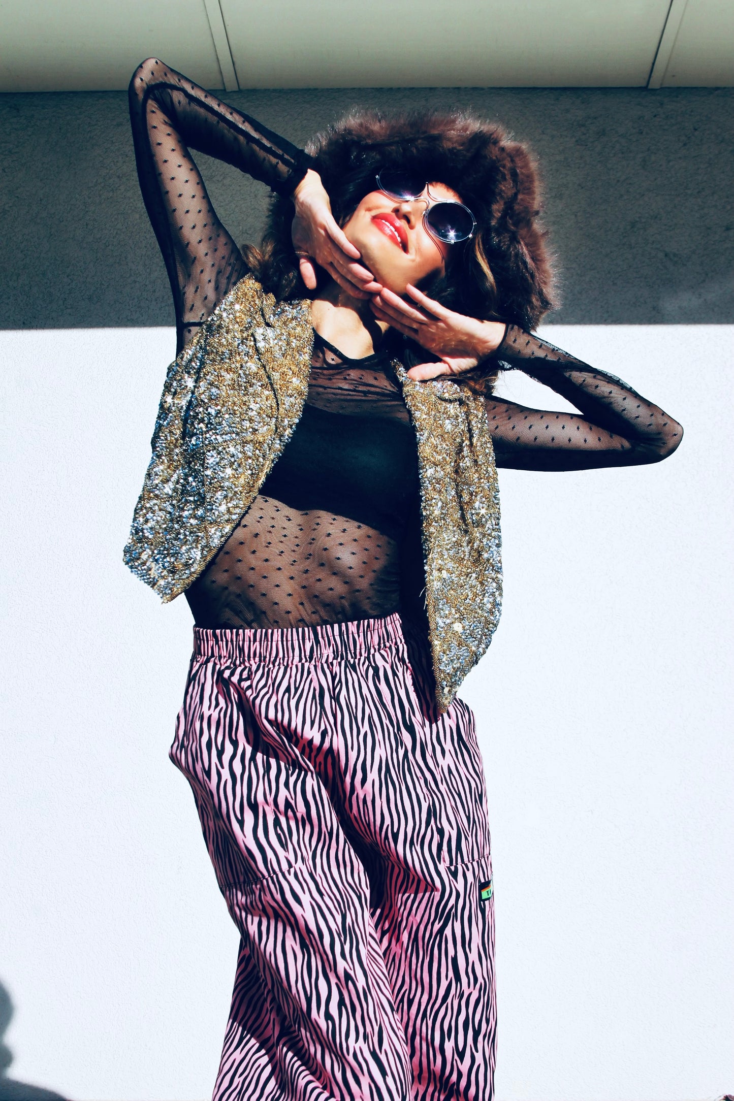 ICONS BE ICONS gold stacked sequins + silk vest, size 12 *FOXY FAVE + TRUE VINTAGE + PURE SILK* >> radiant gold + silver