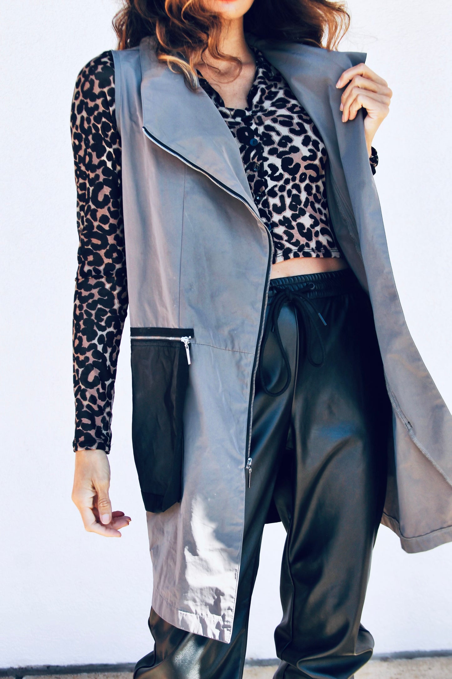 CENTRAL PARK AFTER DARK lightweight  + longline vest, small >> stone gray + black