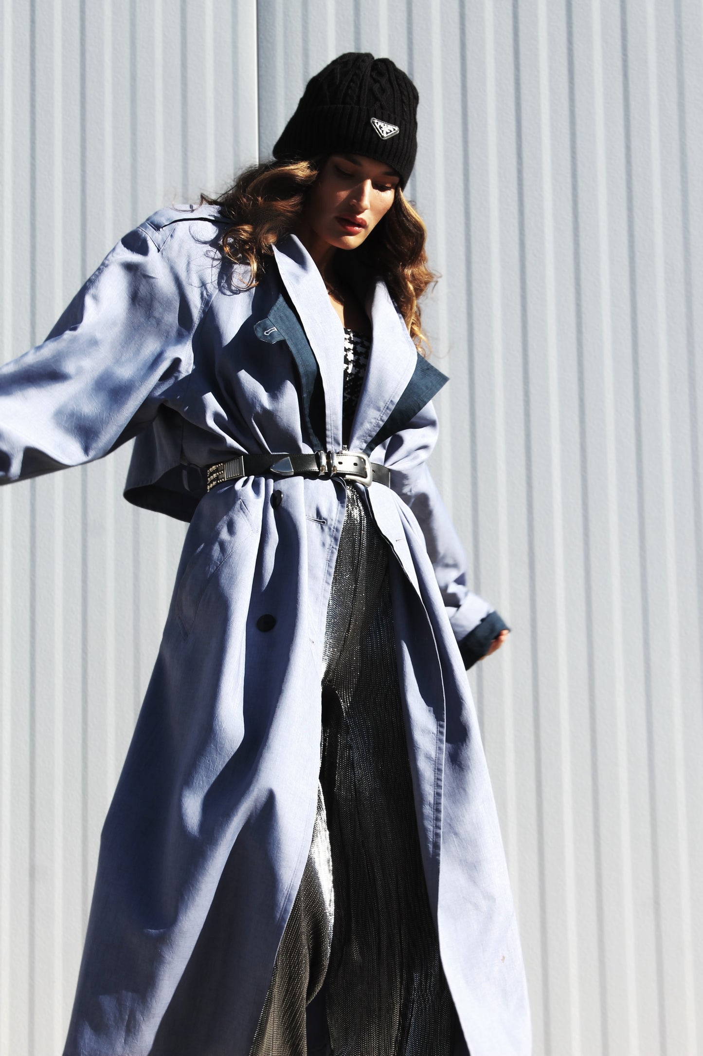 TRENCH KISS super light weight trench coat, size 20 *TRUE VINTAGE* Gallery Woman >> steel blue