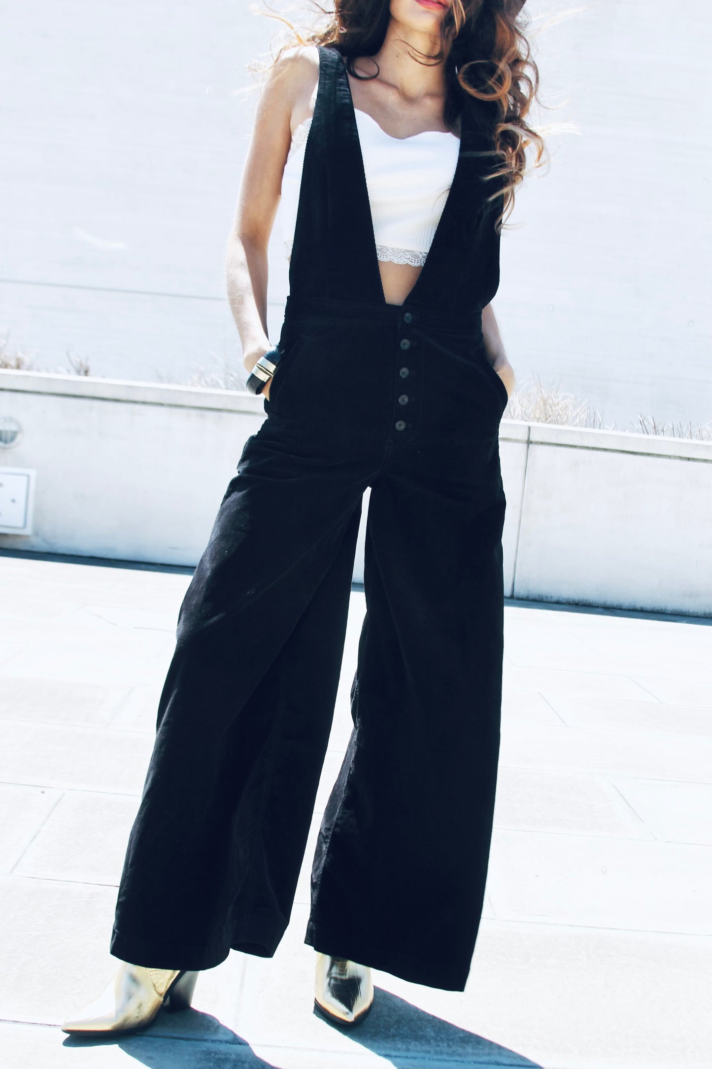 BLACK CAT velvet jumper, size 29, *FREE PEOPLE* >> midnight black