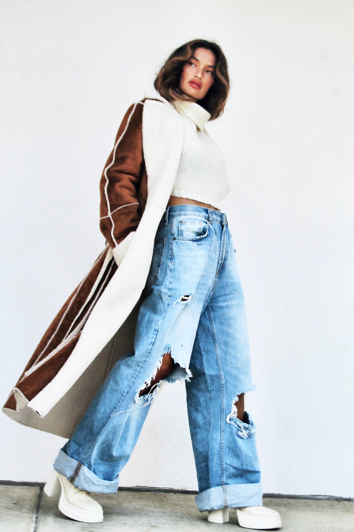 COZY MOMENTS faux suede sheepskin coat, large >> chestnut