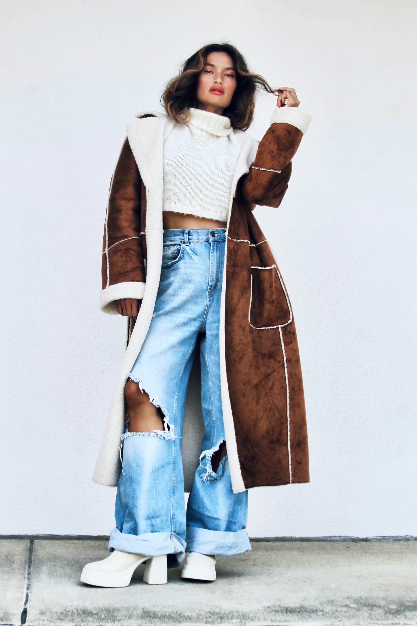 COZY MOMENTS faux suede sheepskin coat, large >> chestnut