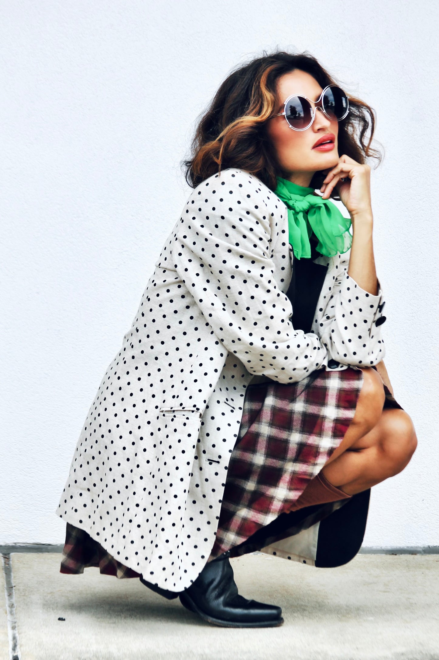ON THE DOT polka dot blazer, size 14 *VINTAGE* >> beige w/ black dots
