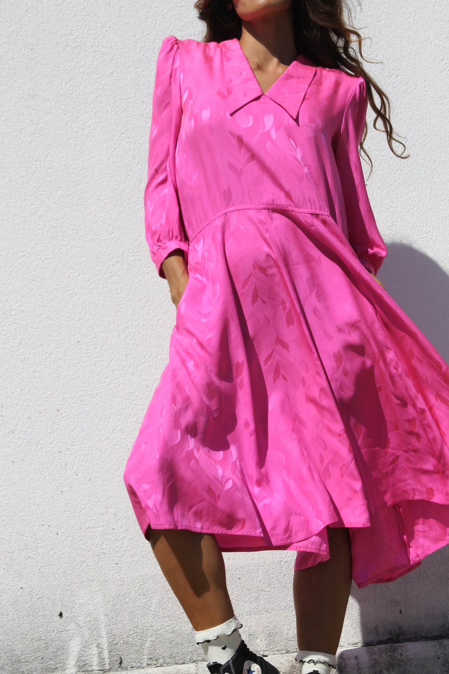 GIRL POWER midi shirtdress, size 10 *VINTAGE + 100 % SILK* >> barbie pink