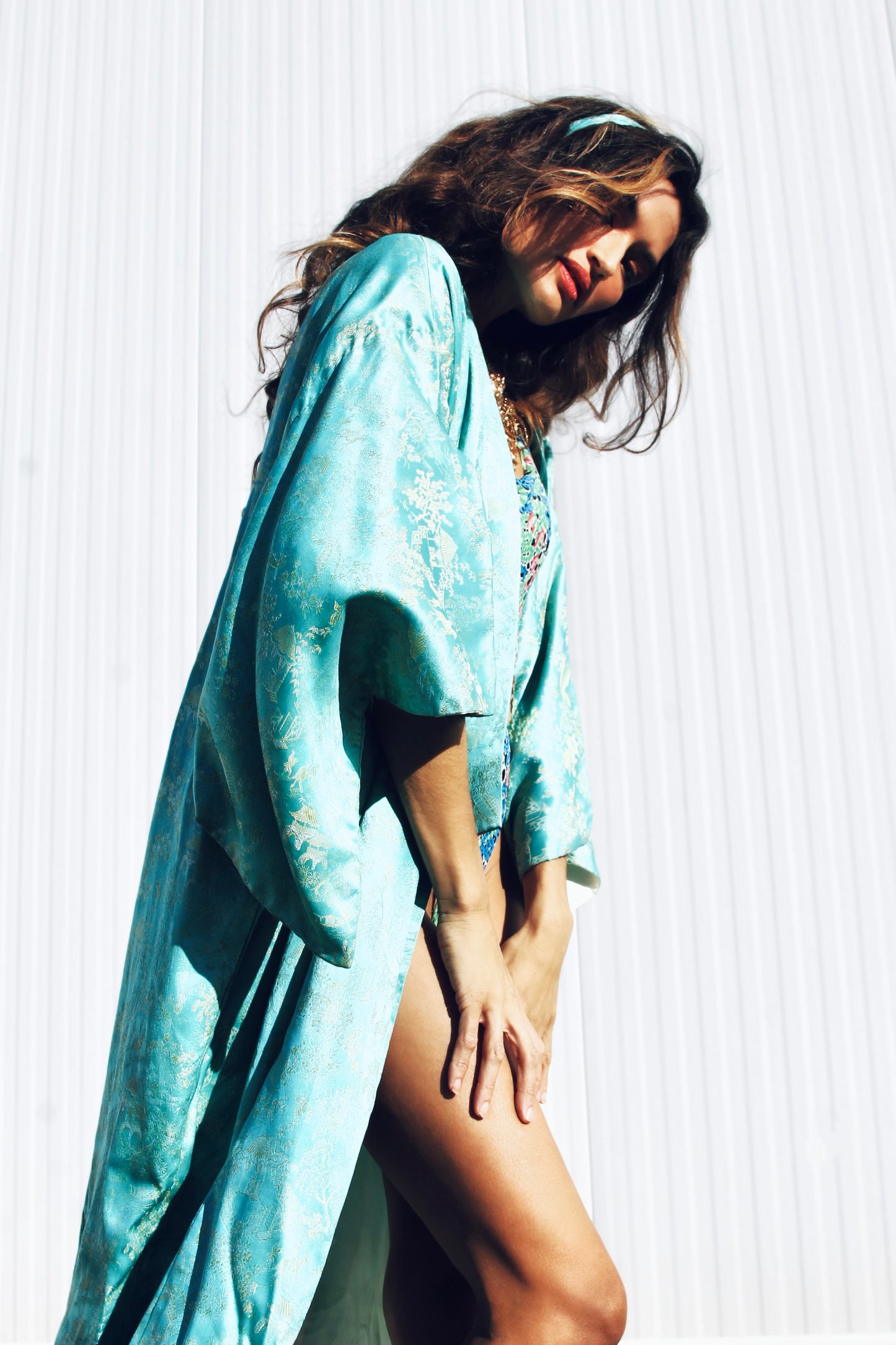 LOOKS CAN KILL custom + TRUE VINTAGE kimono *FOXY FAVE + MADE IN JAPAN* Grown >> turquoise blue + gold stitching