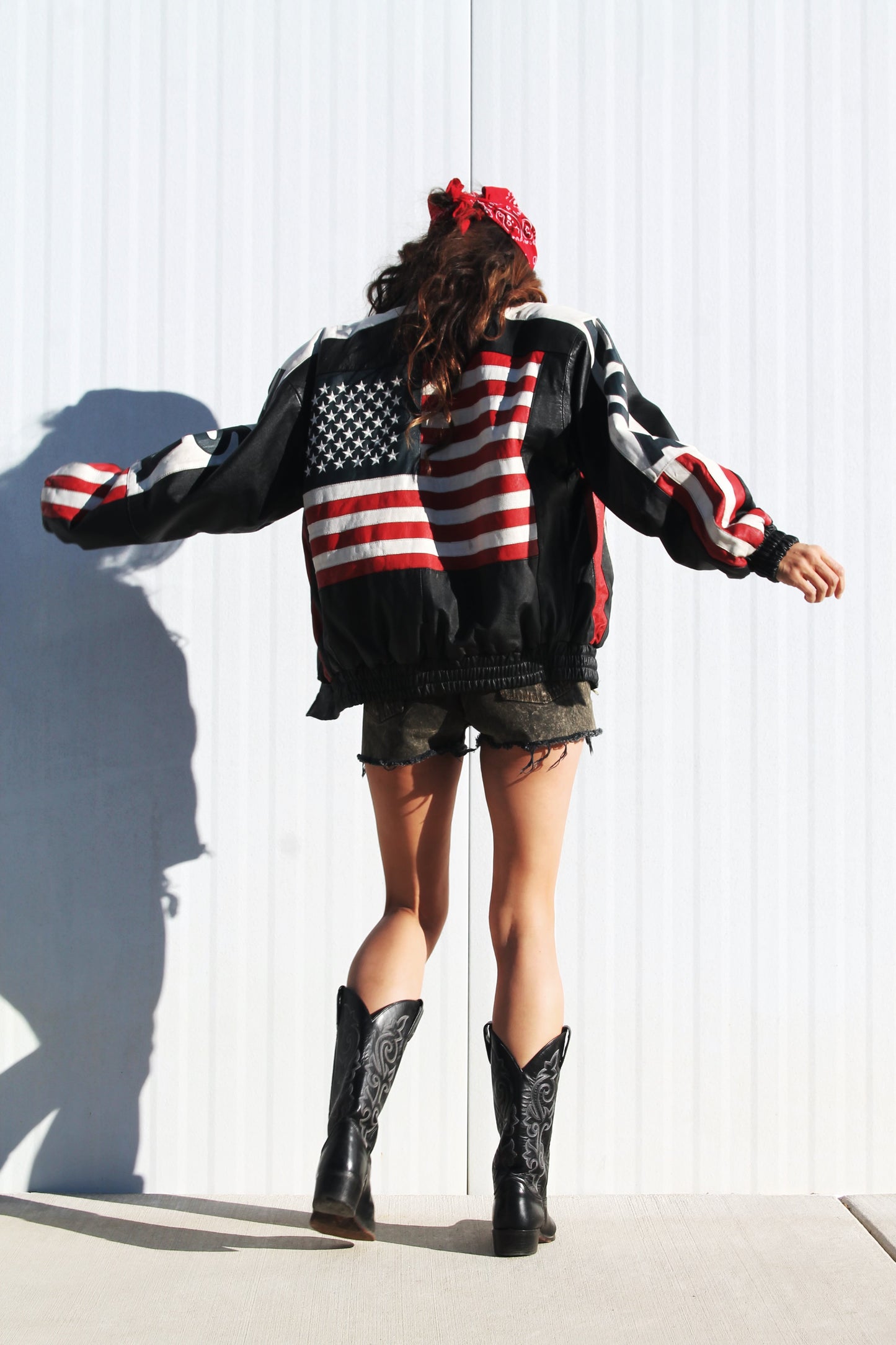 AMERICAN LIT leather American flag bomber jacket, large *VINTAGE + GENUINE LEATHER + ONE OF A KIND + FF EXCLUSIVE