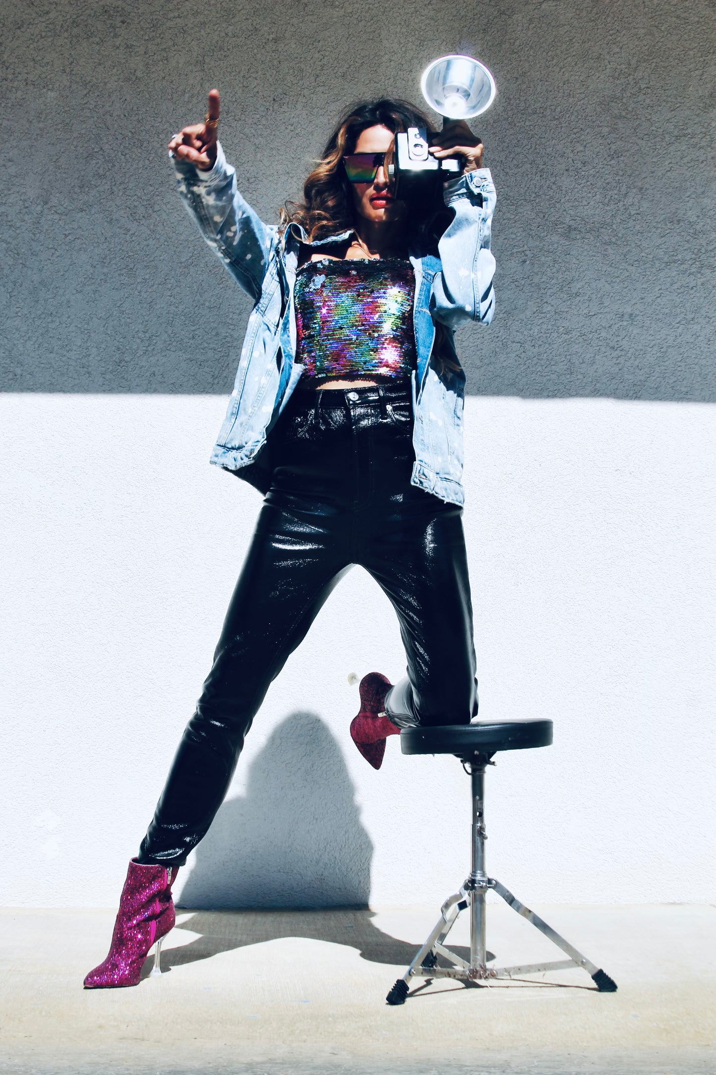 MUSE hand painted + bleach splatter denim jacket, medium *FOXY FABLE ORIGINAL + FOXY FAVE* >> light wash