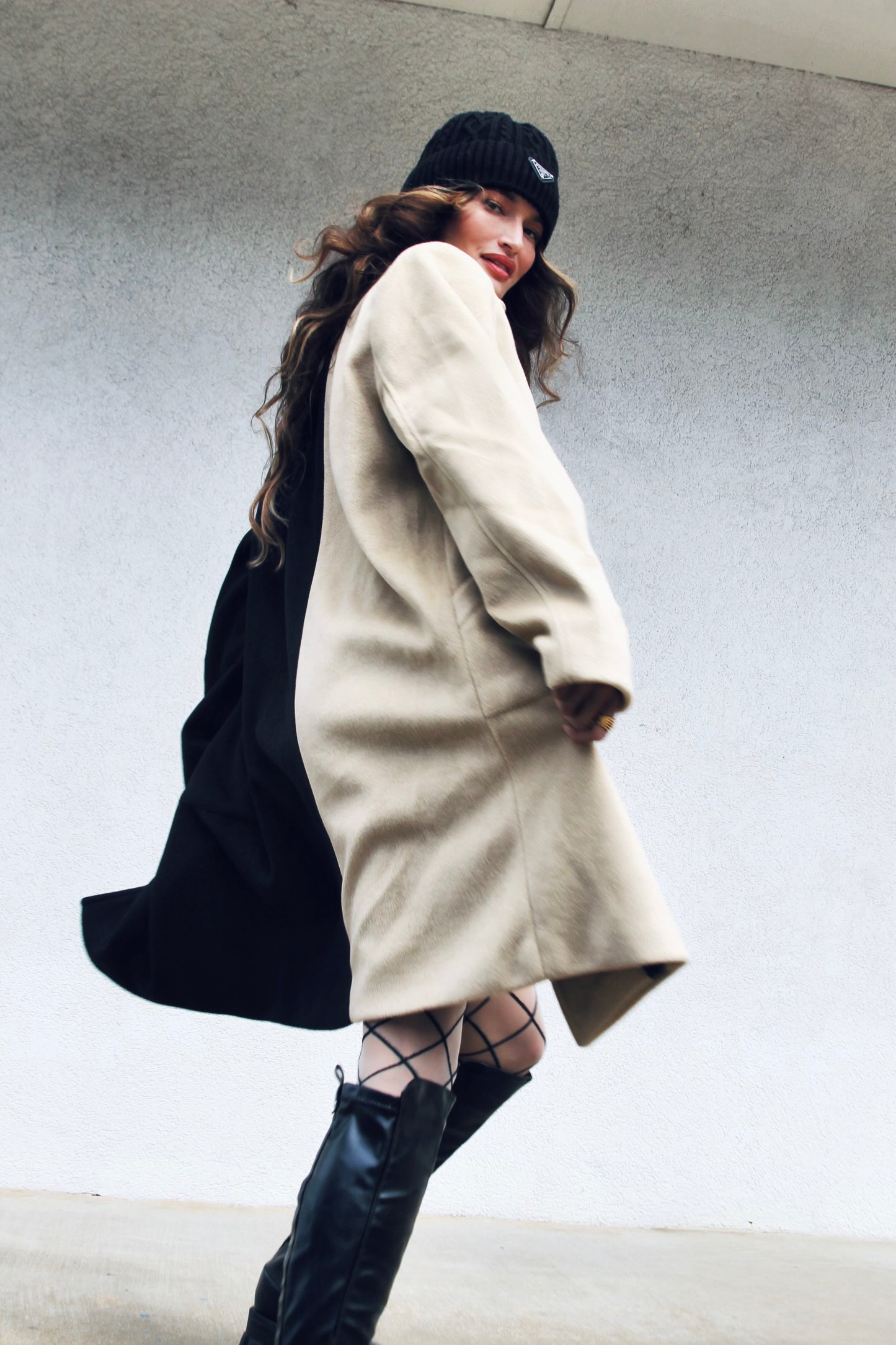 DOUBLE TROUBLE color block overcoat, size L/XL >> camel + black