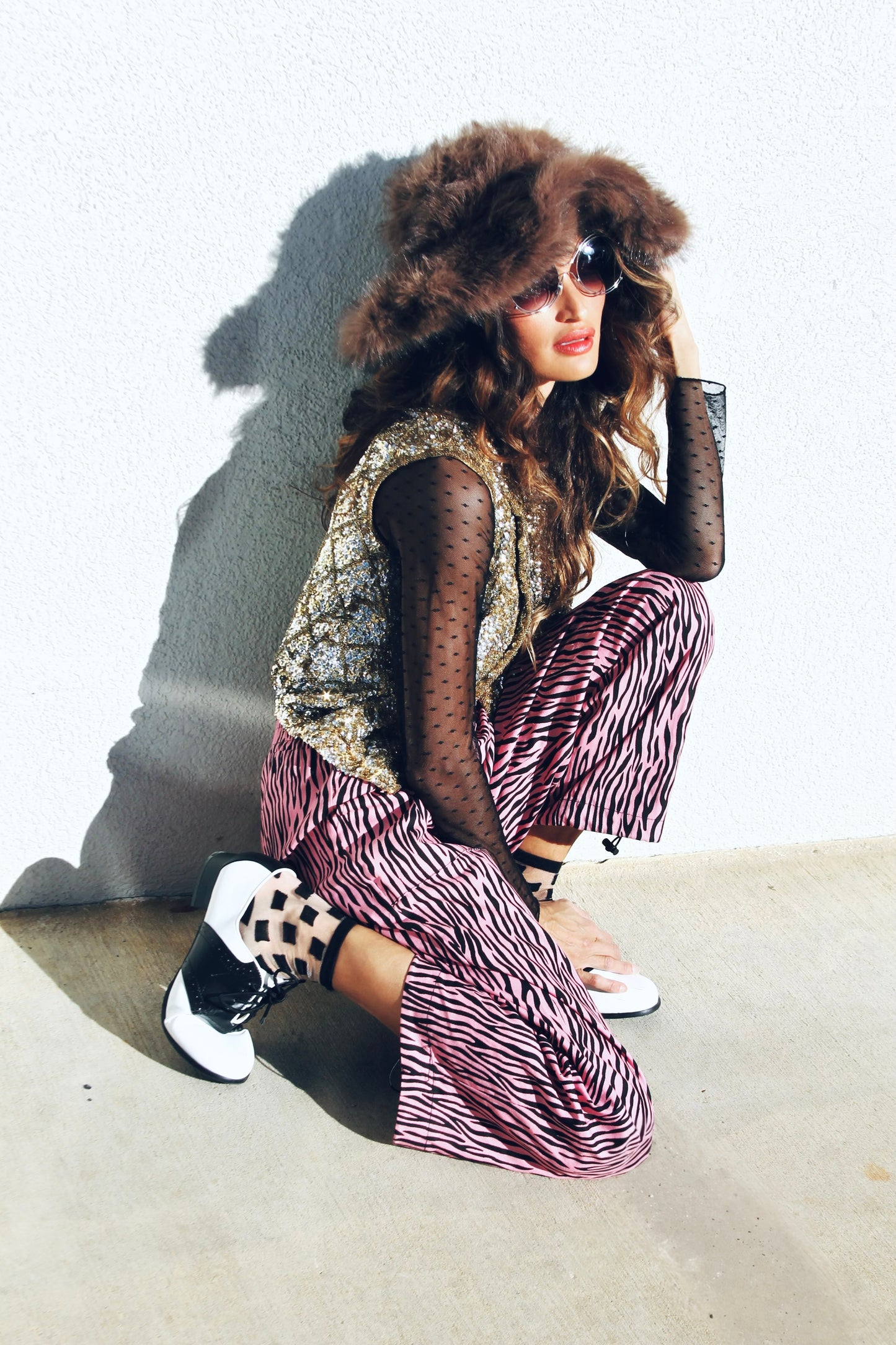 ICONS BE ICONS gold stacked sequins + silk vest, size 12 *FOXY FAVE + TRUE VINTAGE + PURE SILK* >> radiant gold + silver