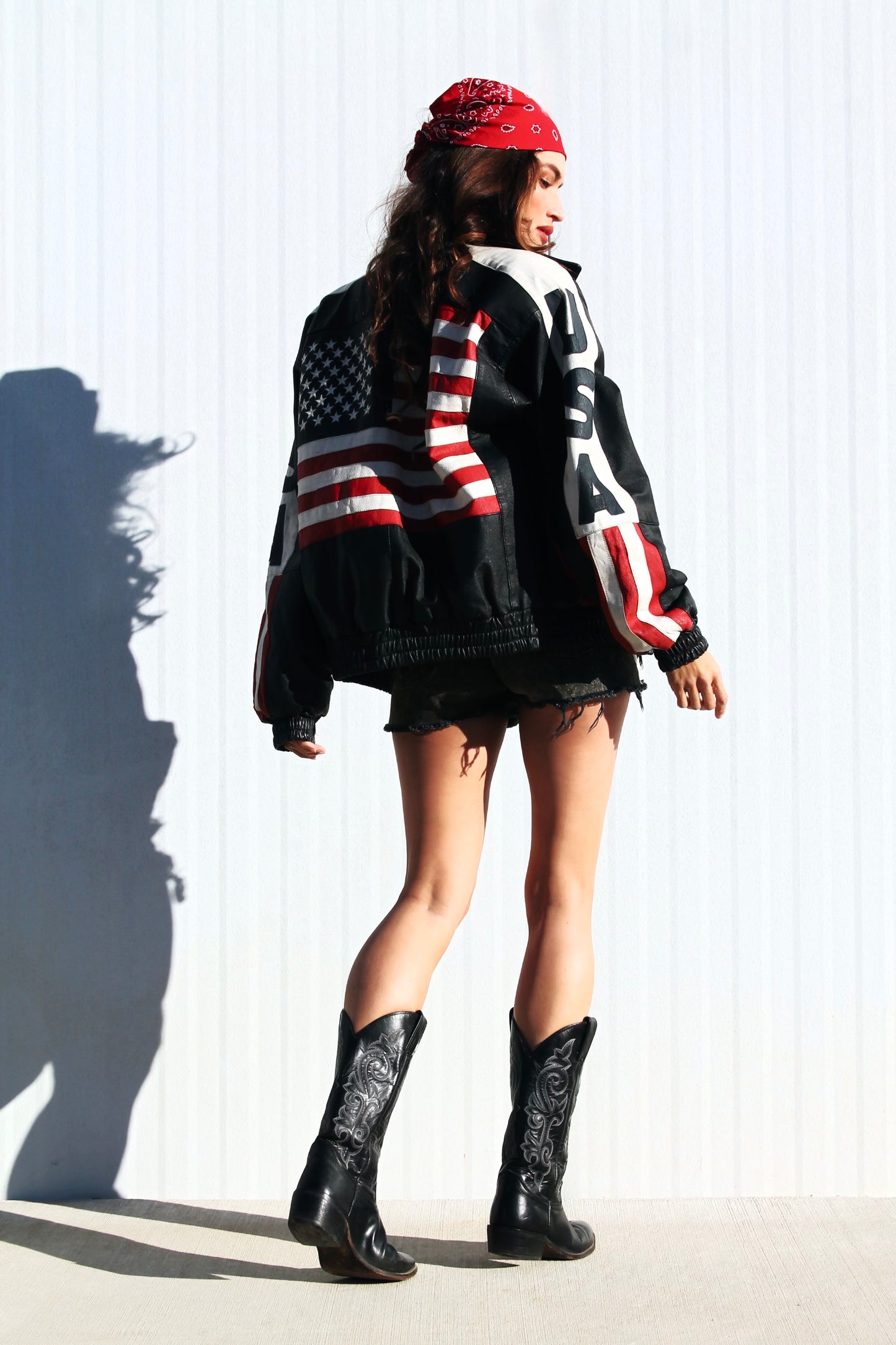 AMERICAN LIT leather American flag bomber jacket, large *VINTAGE + GENUINE LEATHER + ONE OF A KIND + FF EXCLUSIVE