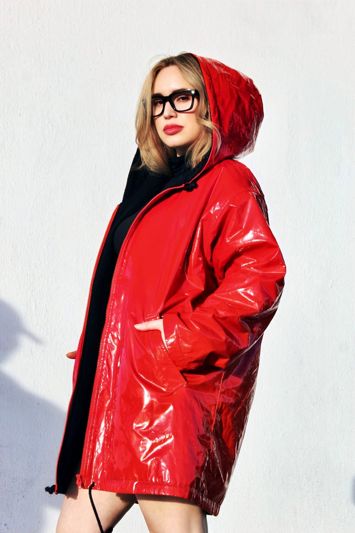 LITTLE RED FOXYHOOD patent wippette rain coat, XL TRUE VINTAGE* Atlantic Beach>> red