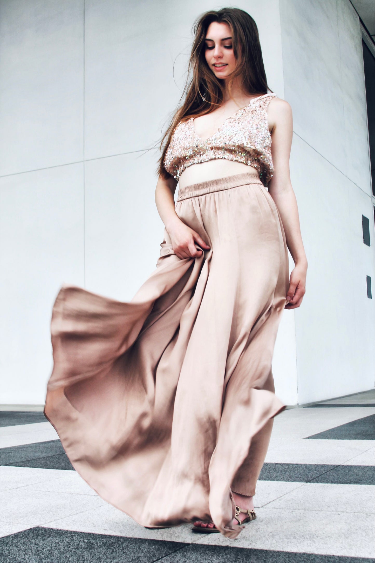STARDUST sequined ultra crop, oversized XS (fits like an L/XL) *FREE PEOPLE* >> champagne