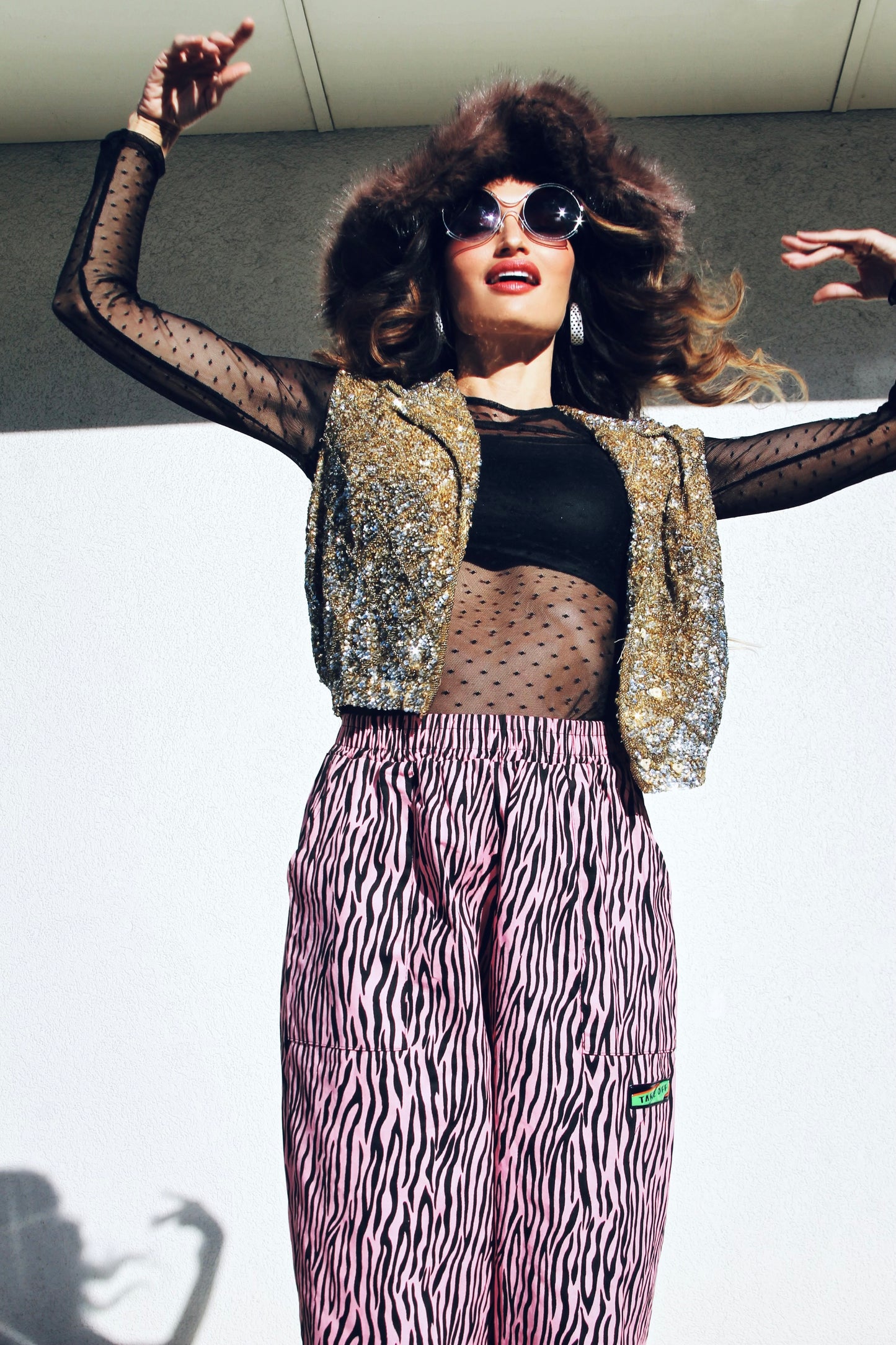 ICONS BE ICONS gold stacked sequins + silk vest, size 12 *FOXY FAVE + TRUE VINTAGE + PURE SILK* >> radiant gold + silver