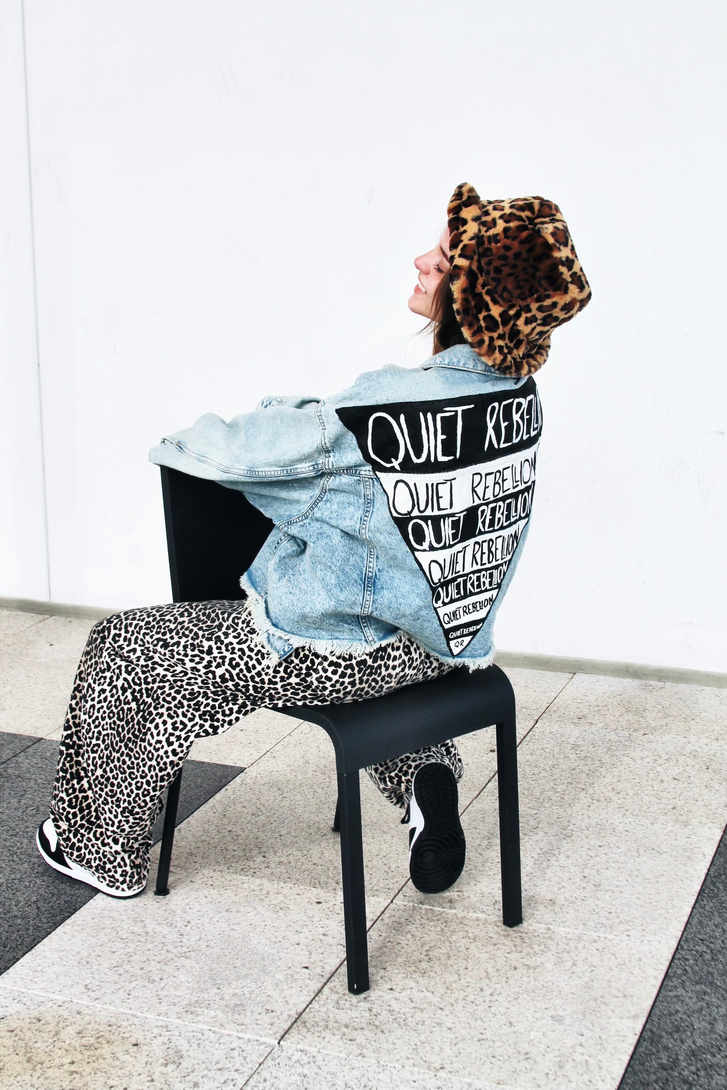 QUIET REBELLION hand painted denim jacket *FOXY FABLE ORIGINAL* XL >> light wash